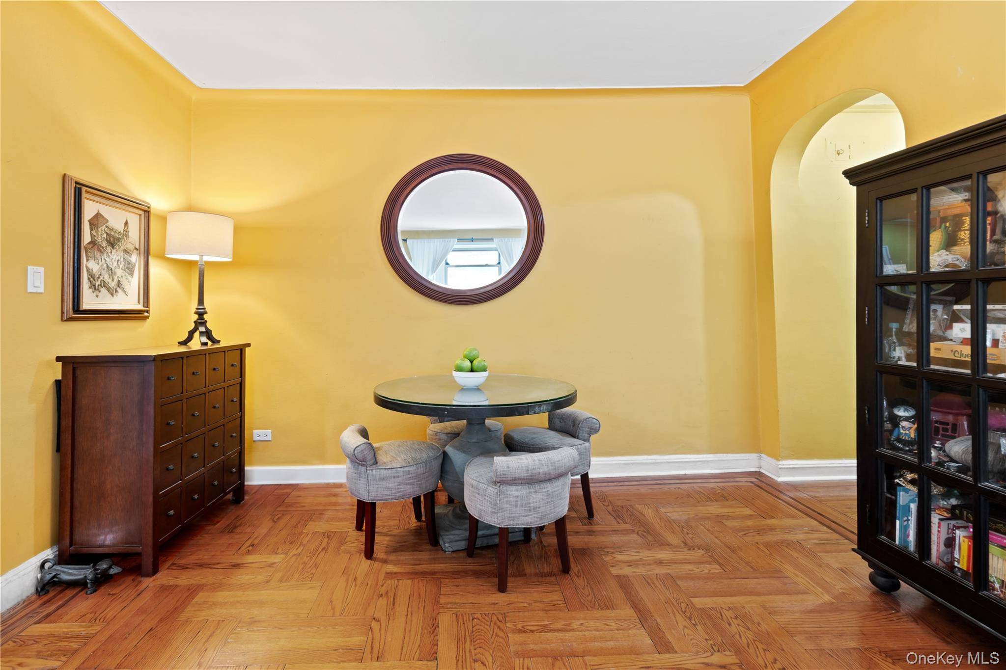 110-31 73rd RD #4N, Forest Hills, NY 11375
