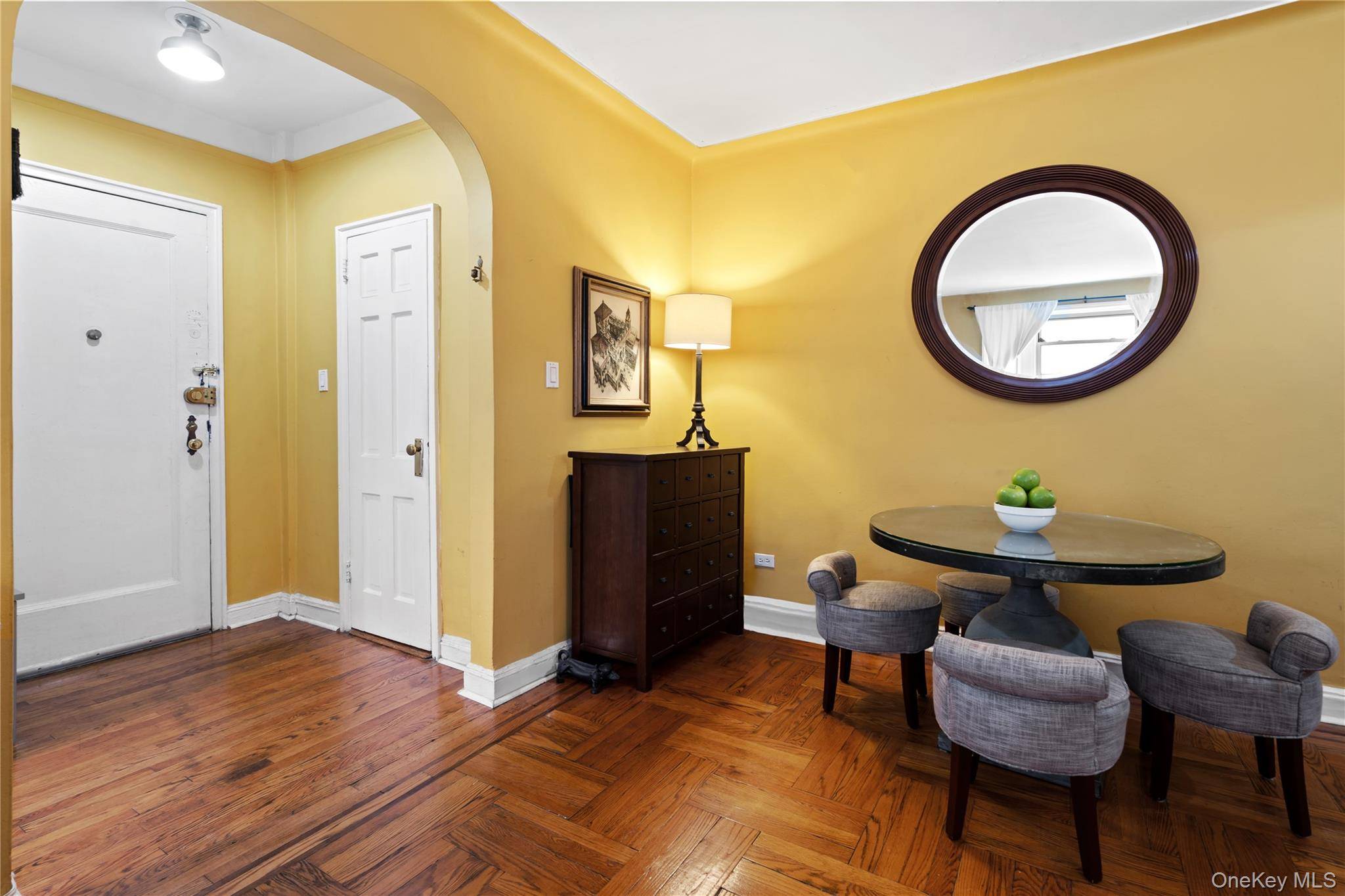 110-31 73rd RD #4N, Forest Hills, NY 11375