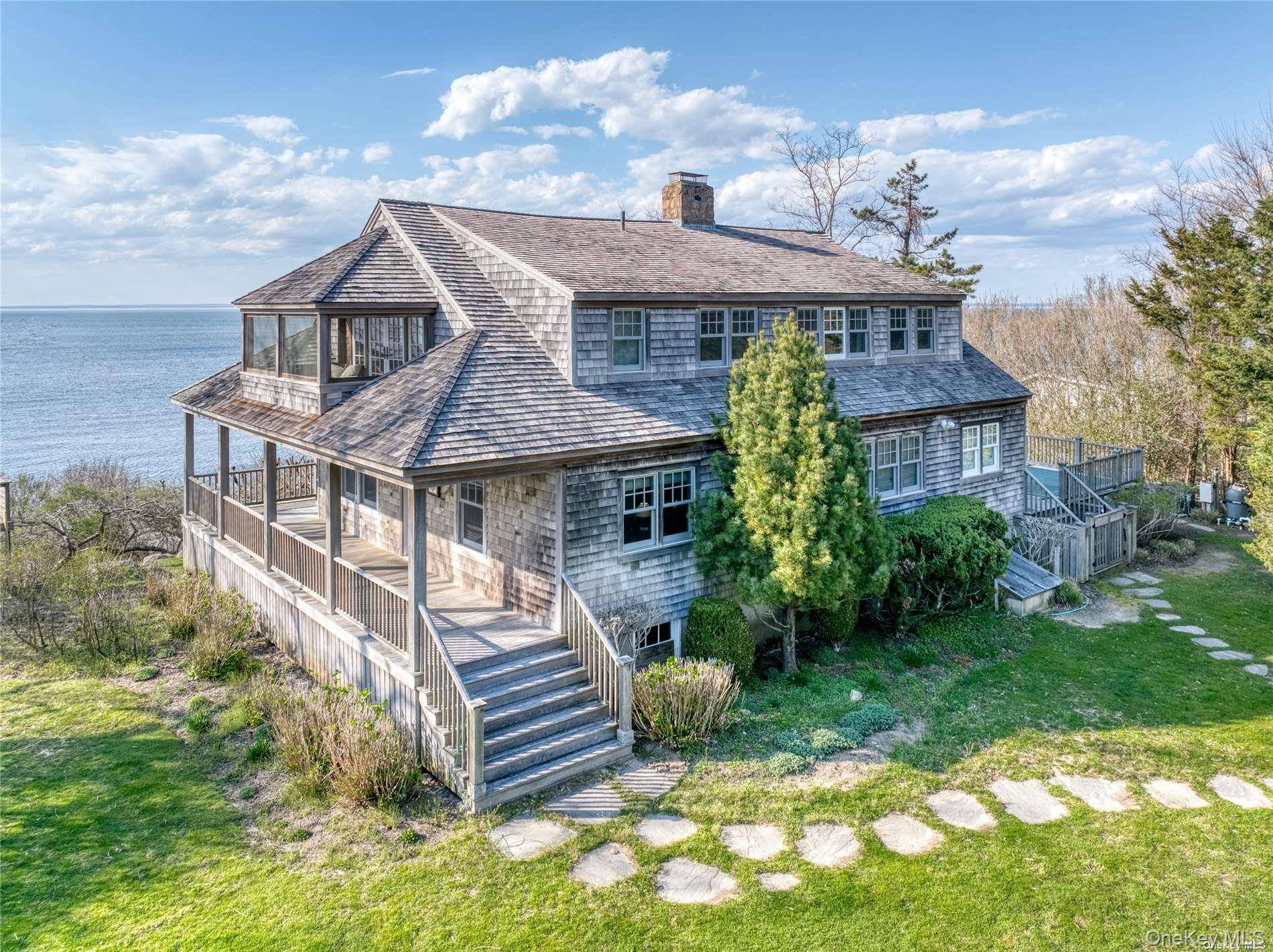 2100 Youngs RD, Orient, NY 11957