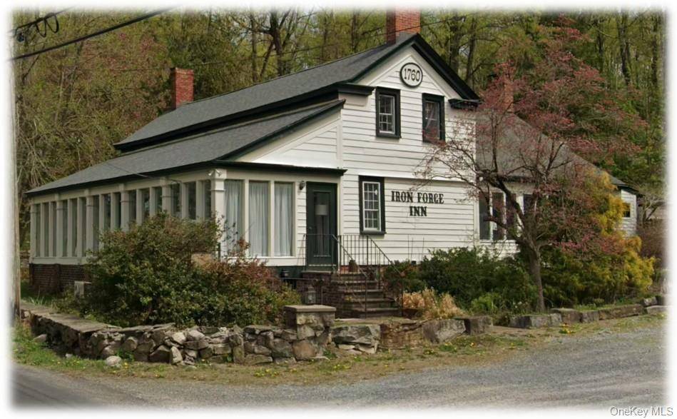 38 Bellvale Lakes RD, Warwick, NY 10990