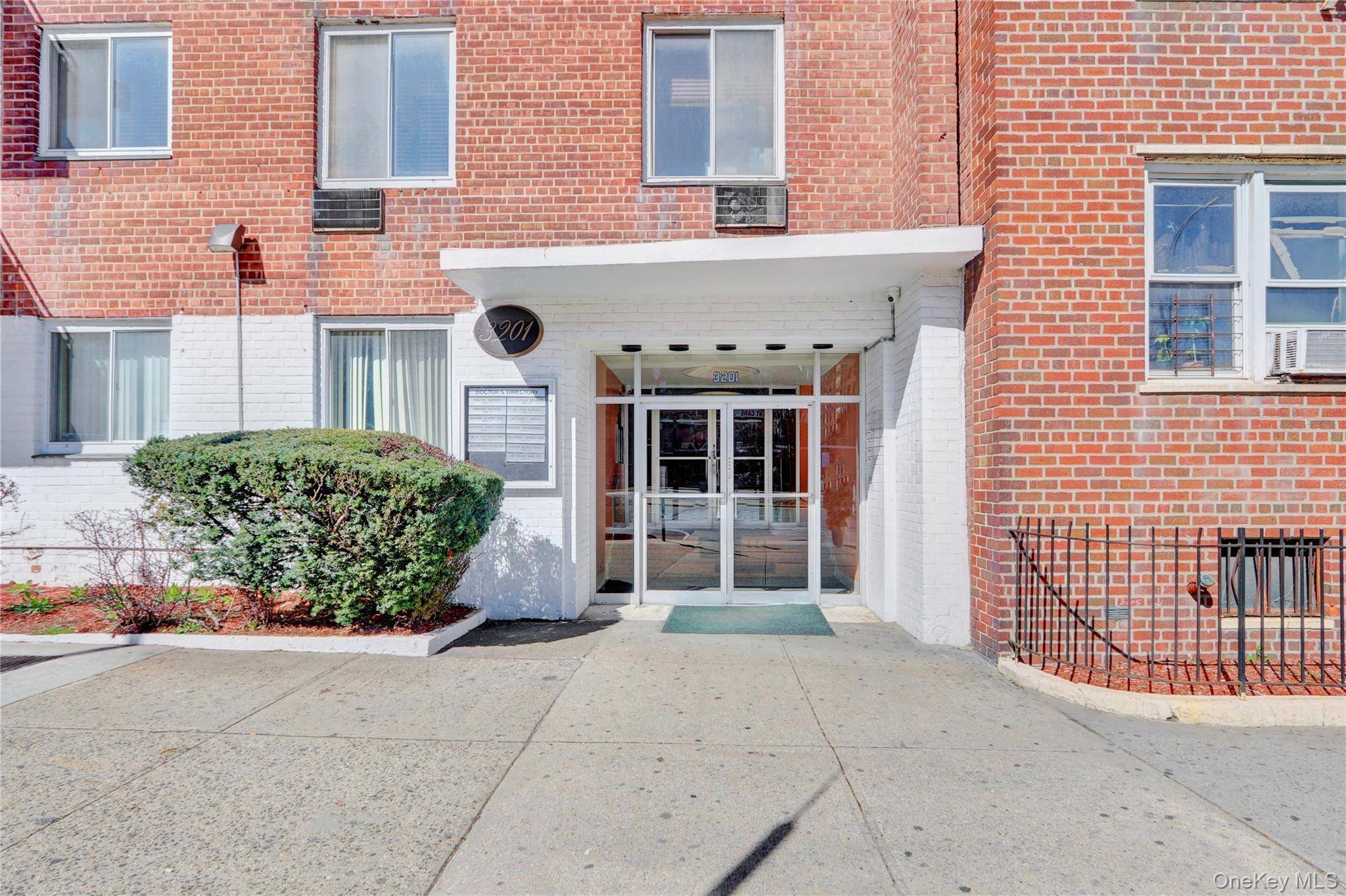 3201 Grand Concourse #4M, Bronx, NY 10468