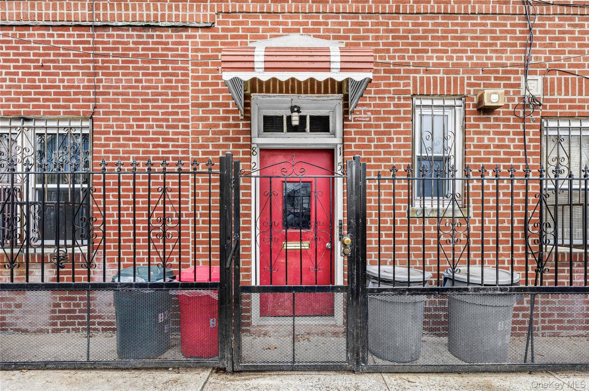 82-15 91 AVE, Woodhaven, NY 11421