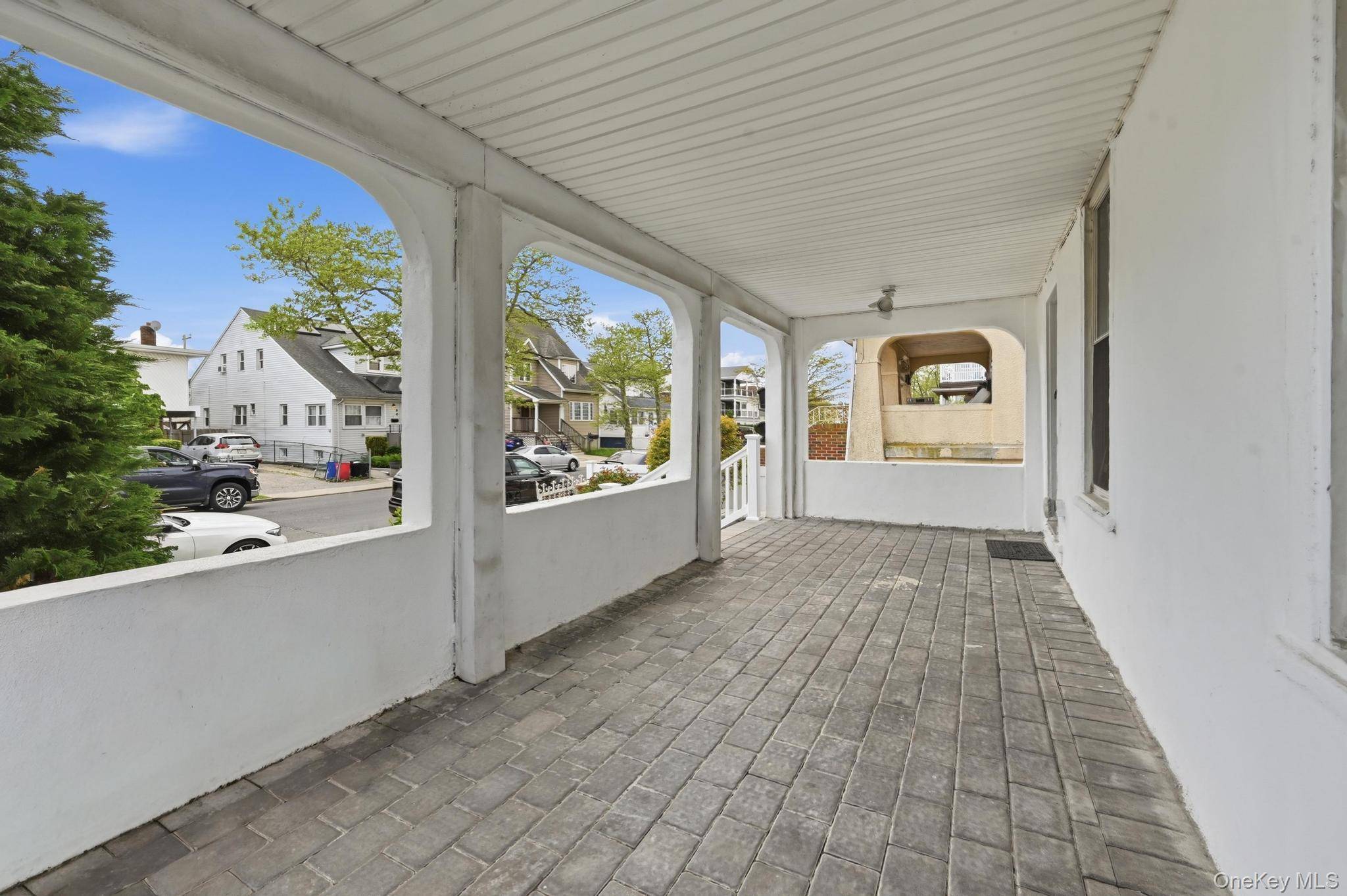 67 E Fulton ST, Lido Beach, NY 11561
