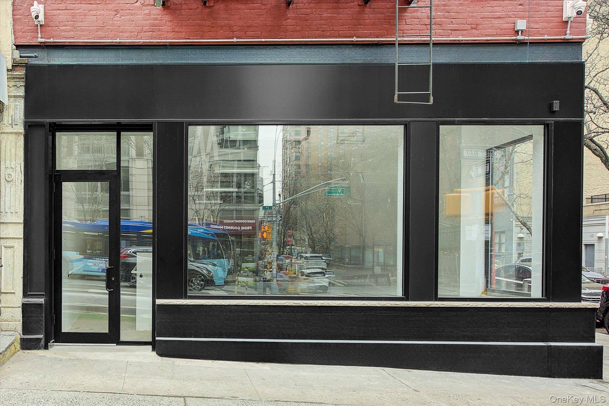 First Avenue 1779 #Ground Floor, New York (manhattan), NY 10128