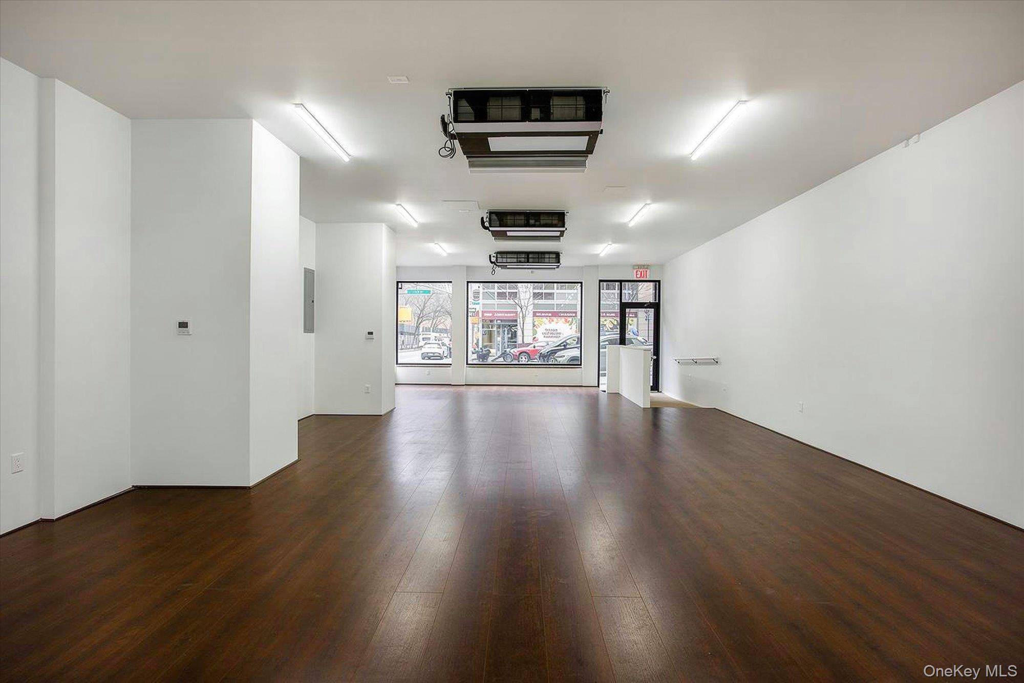 First Avenue 1779 #Ground Floor, New York (manhattan), NY 10128