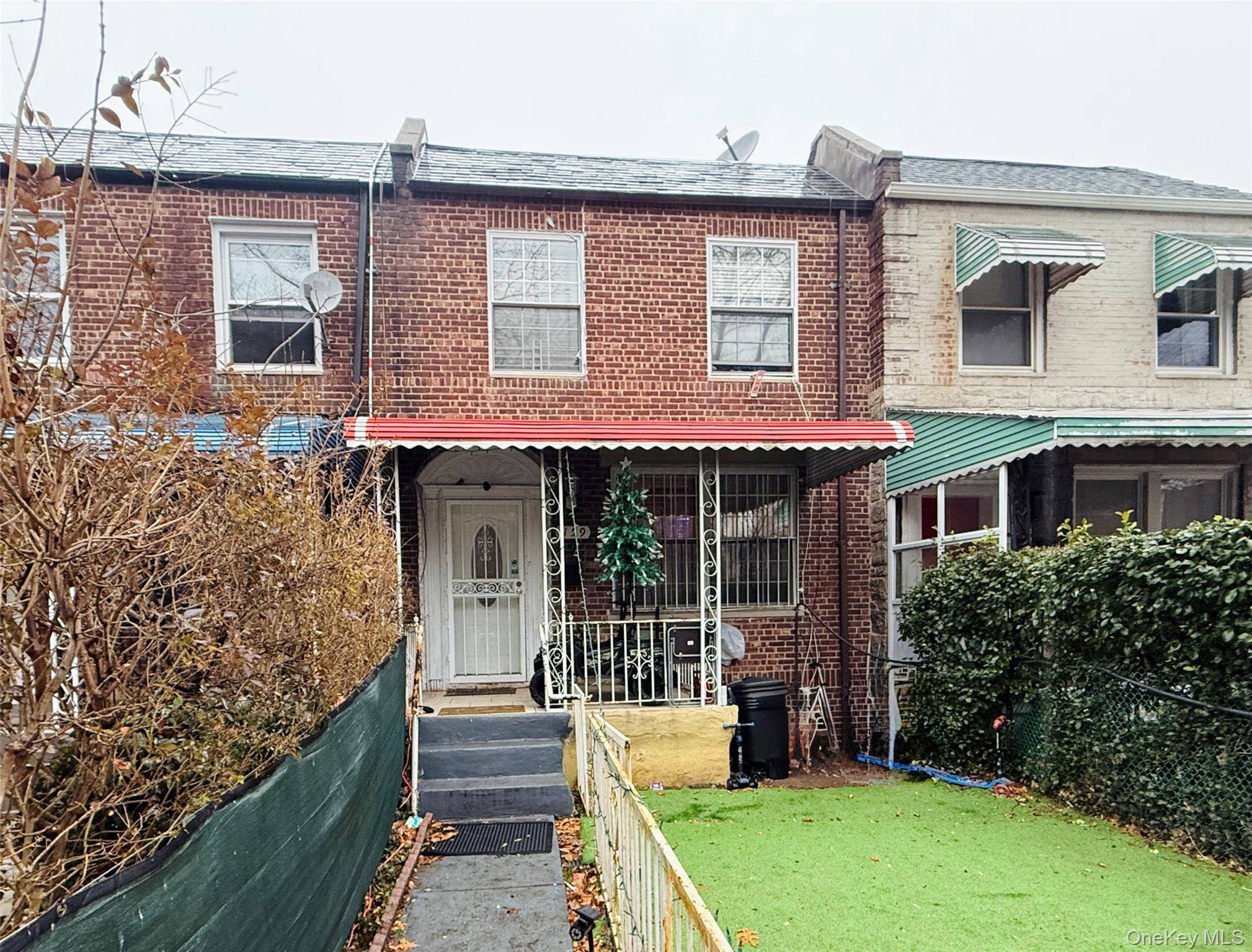 1159 Grenada PL, Bronx, NY 10466