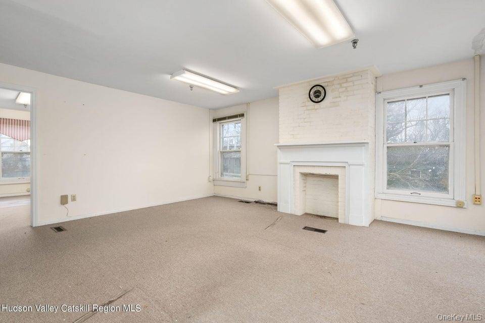 159 Green ST #FI3, Kingston, NY 12401