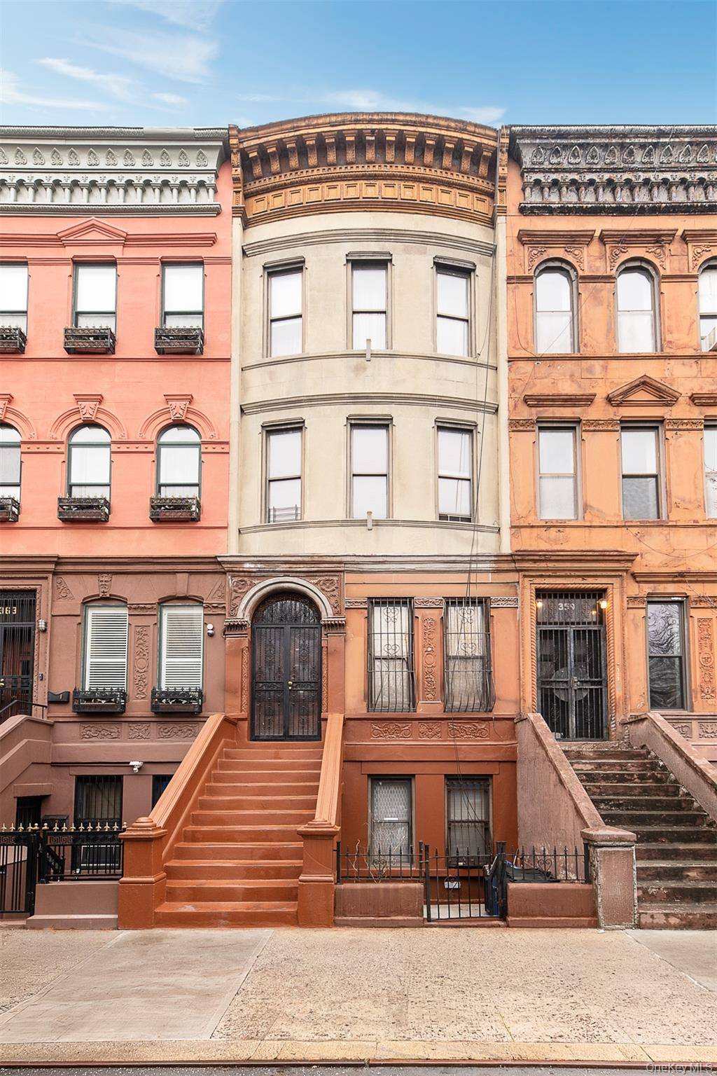 361 W 120th ST, New York (manhattan), NY 10027