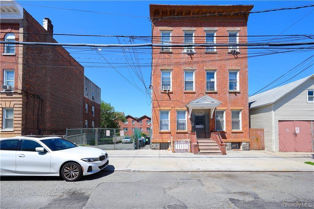 22-08 120th ST, College Point, NY 11356