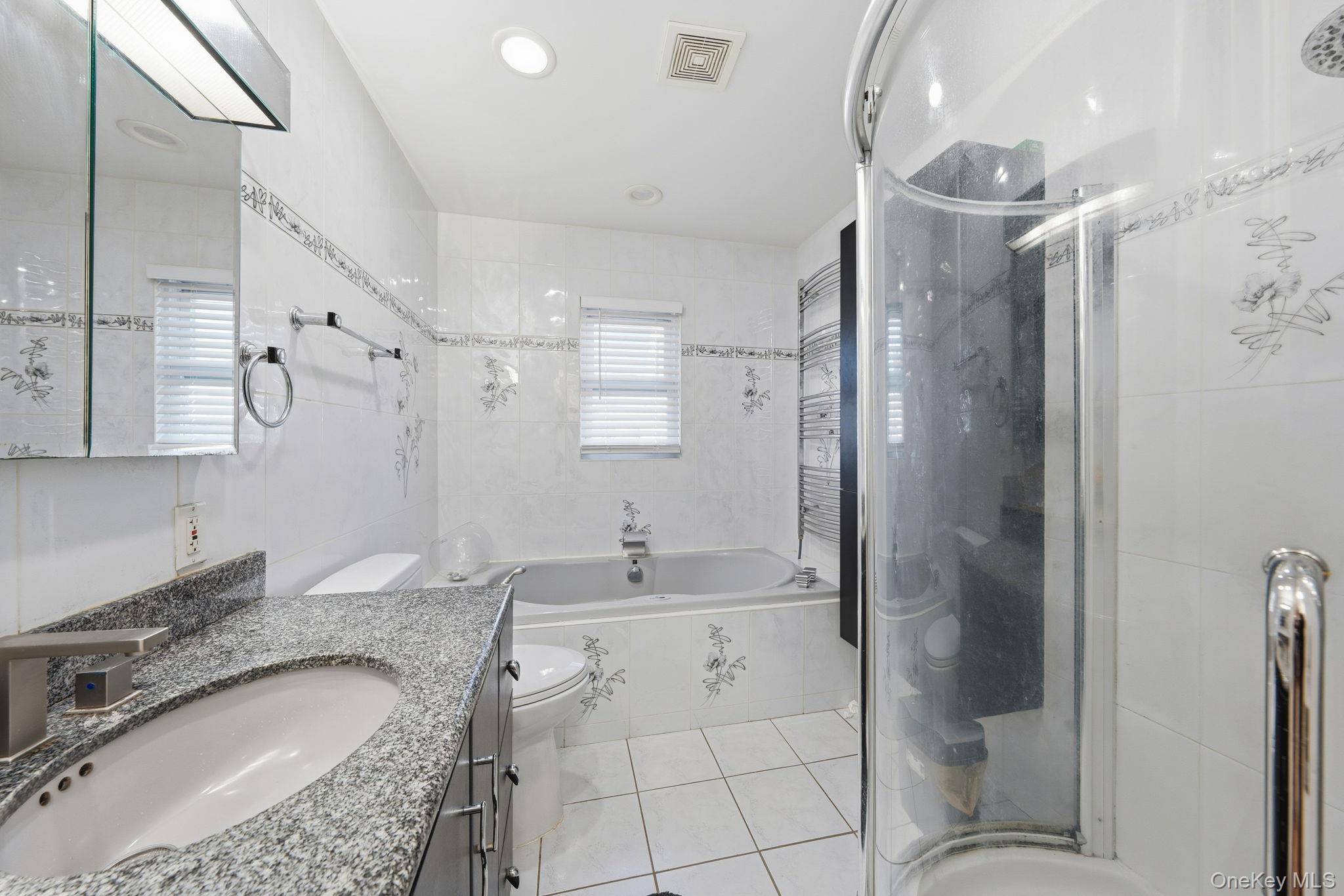 295 union AVE, Lynbrook, NY 11563