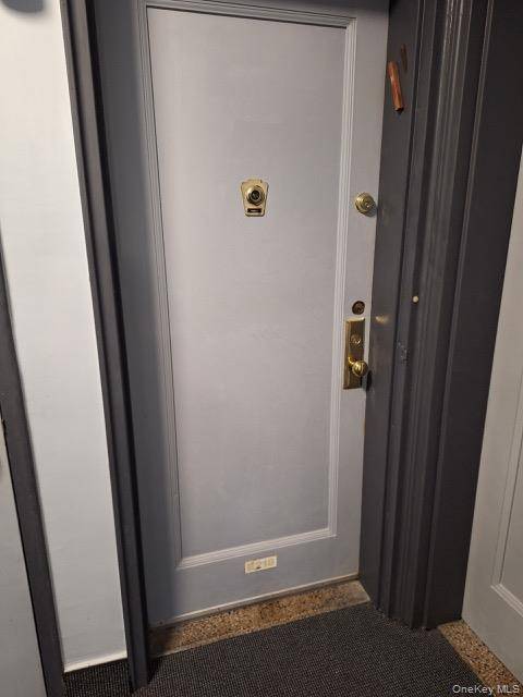 250 Central AVE #E218, Lawrence, NY 11559