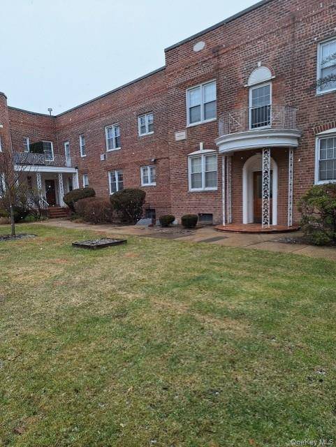 250 Central AVE #E218, Lawrence, NY 11559