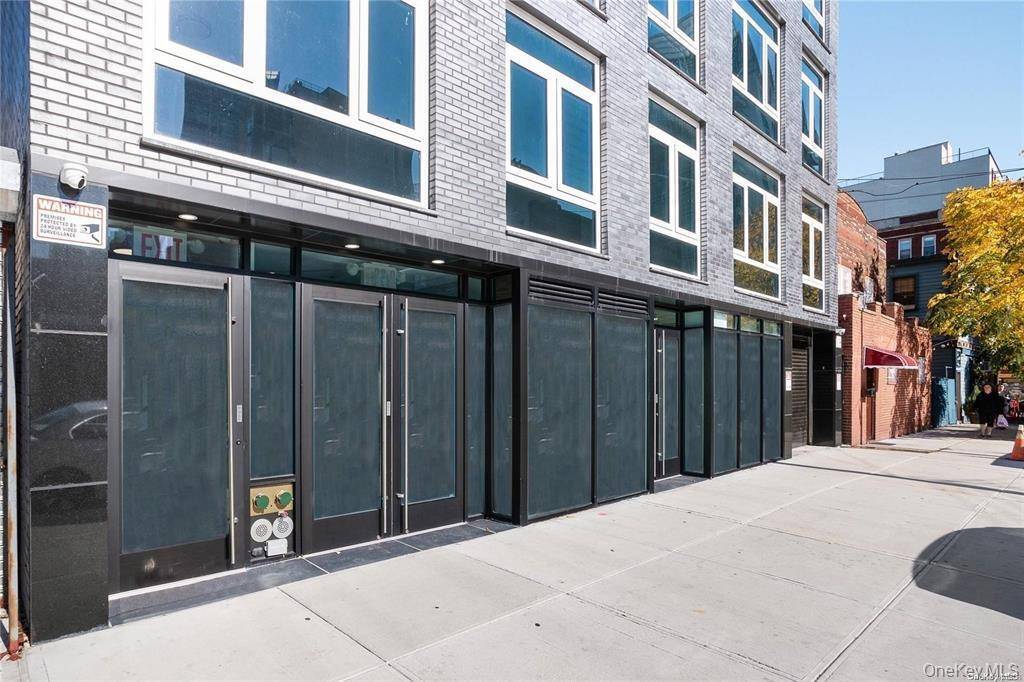 28-09 39th AVE #C, Long Island City, NY 11101