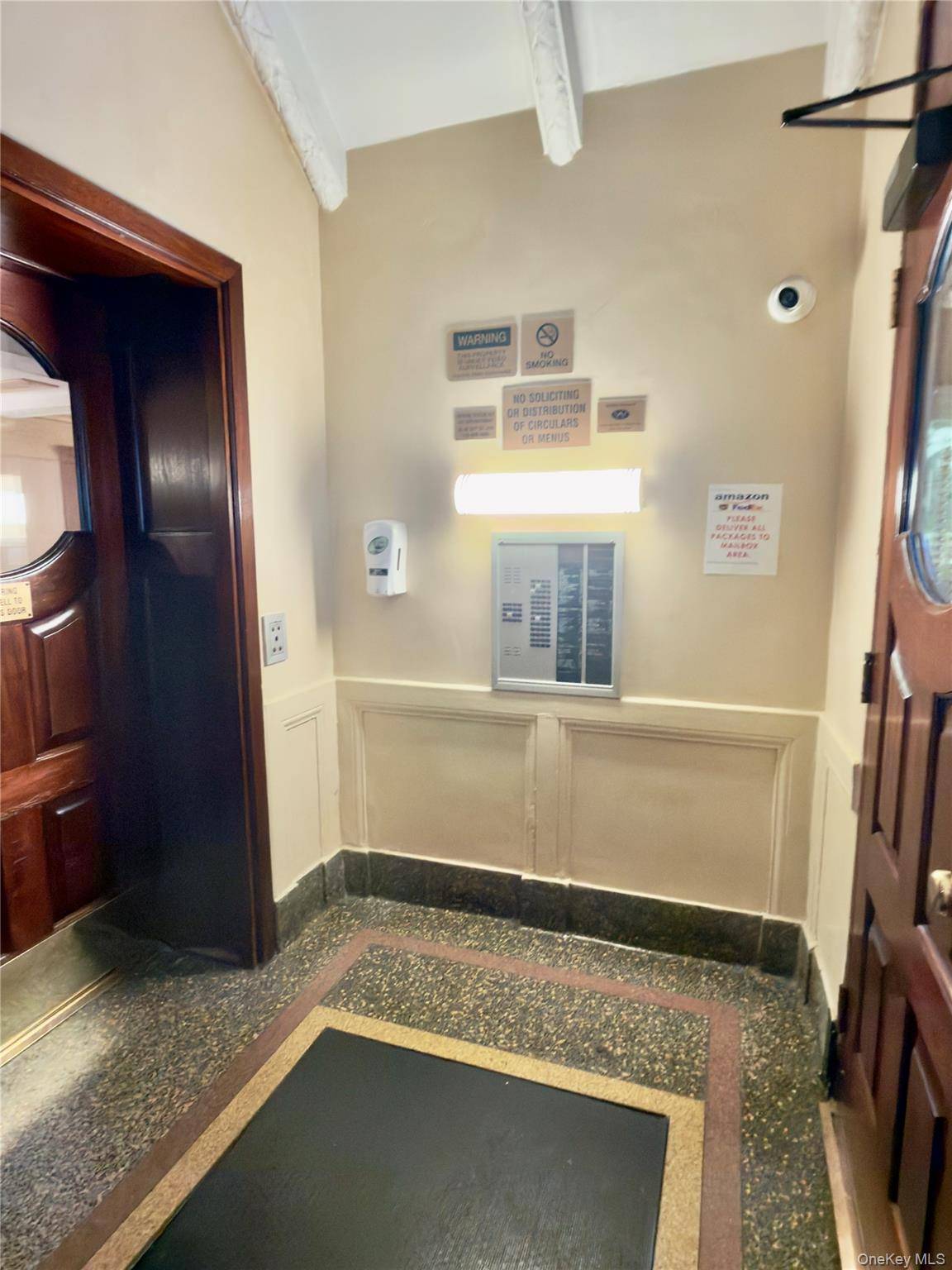 35-40 82 ST #6C, Jackson Heights, NY 11372