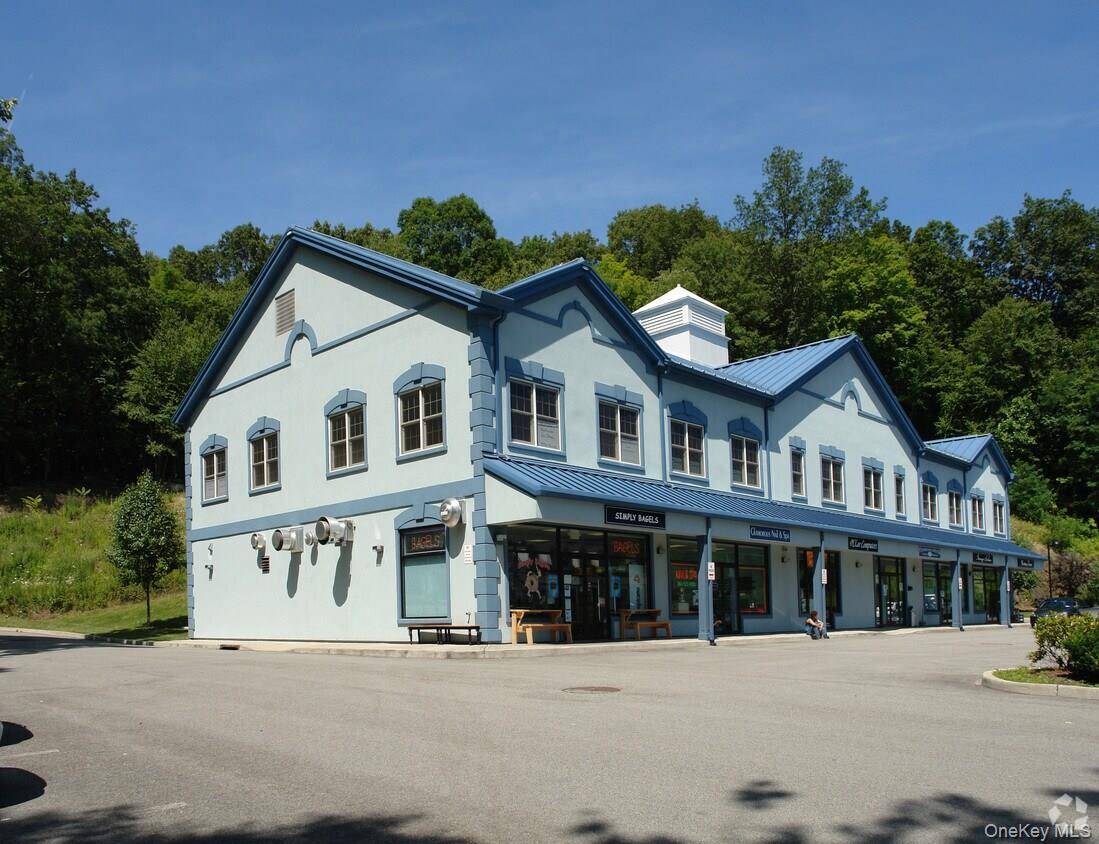 17 Peekskill Hollow RD #1, Putnam Valley, NY 10579