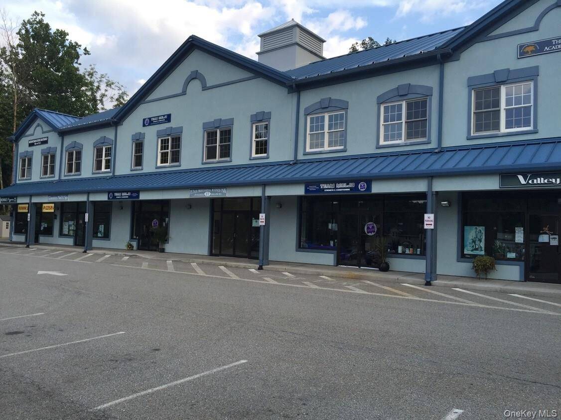 17 Peekskill Hollow RD #2, Putnam Valley, NY 10579