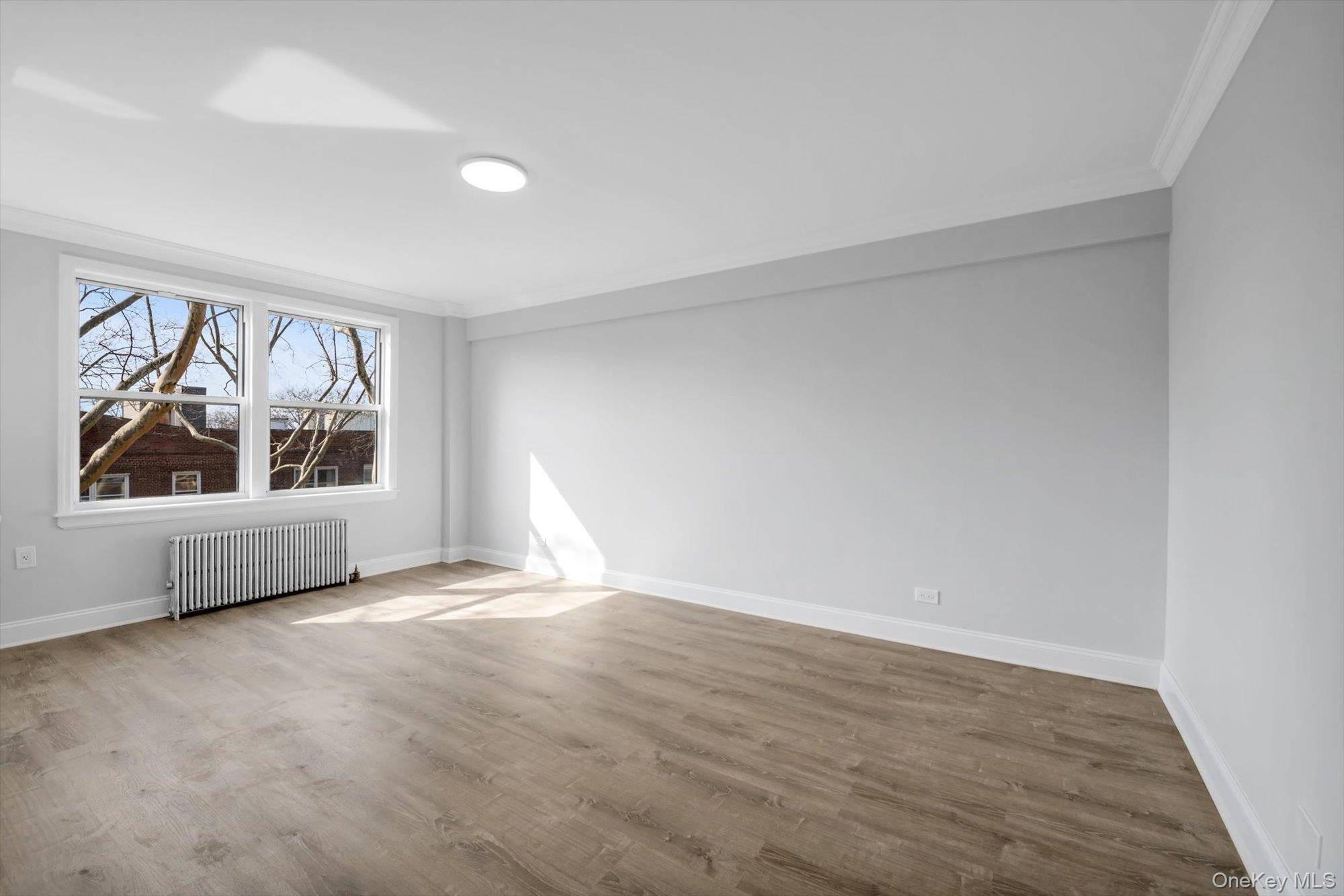141-37 Union Turnpike #2-O, Flushing, NY 11367