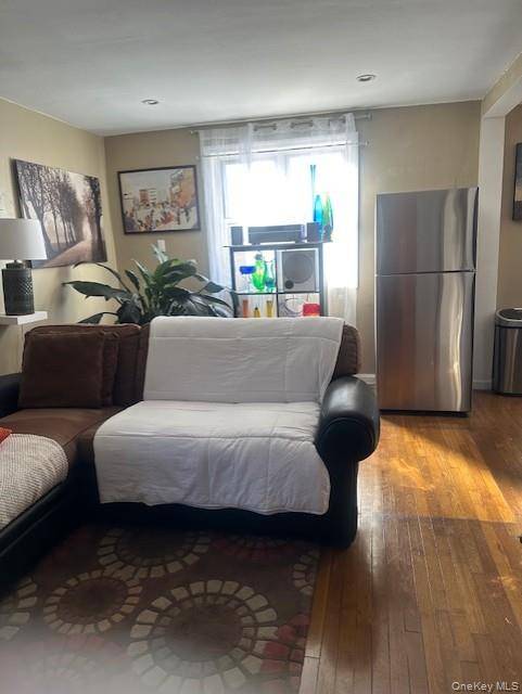 234-24 131 Avenue #Upper, Rosedale, NY 11422