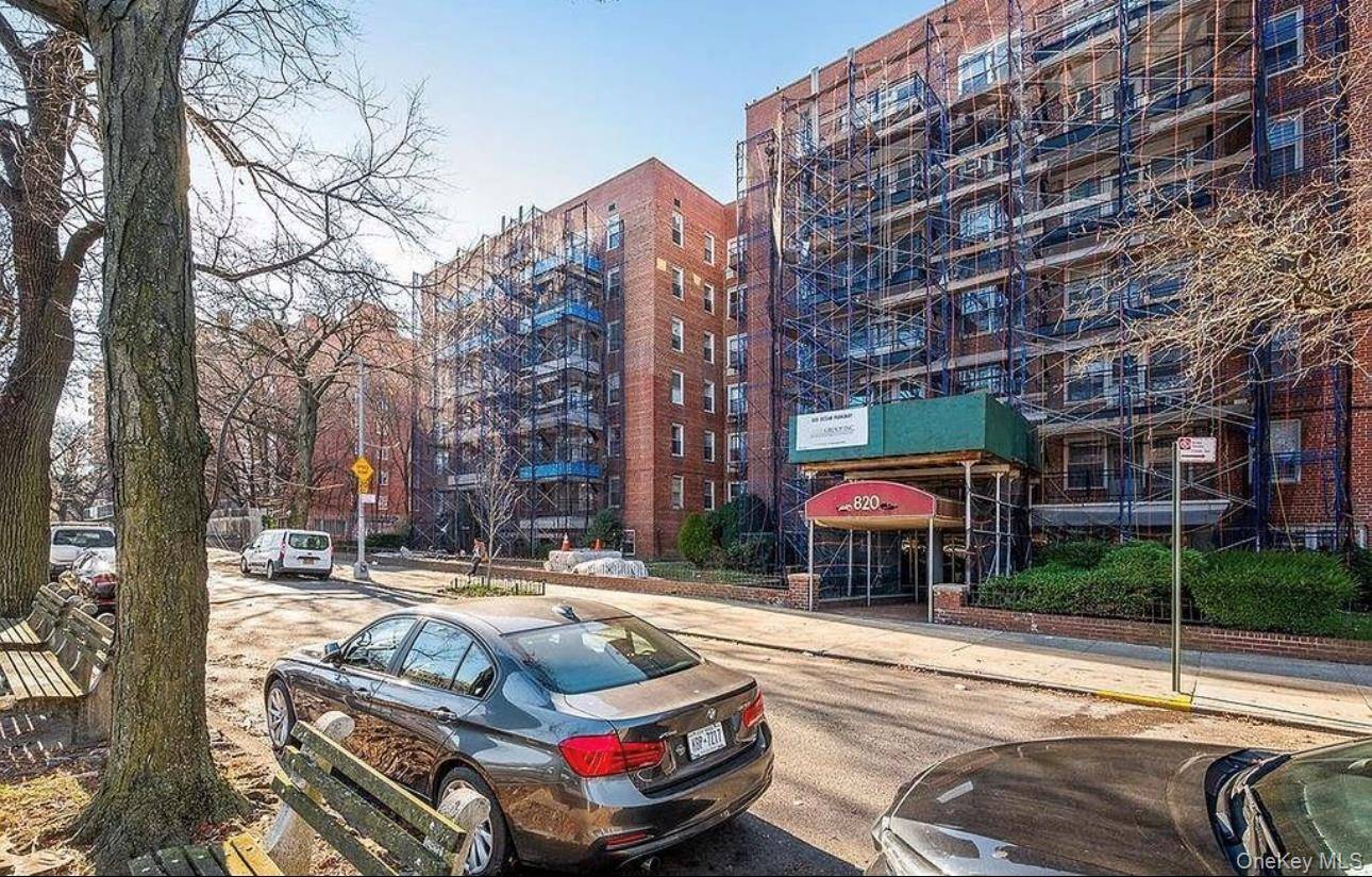 820 ocean Pkwy #404, Brooklyn, NY 11230