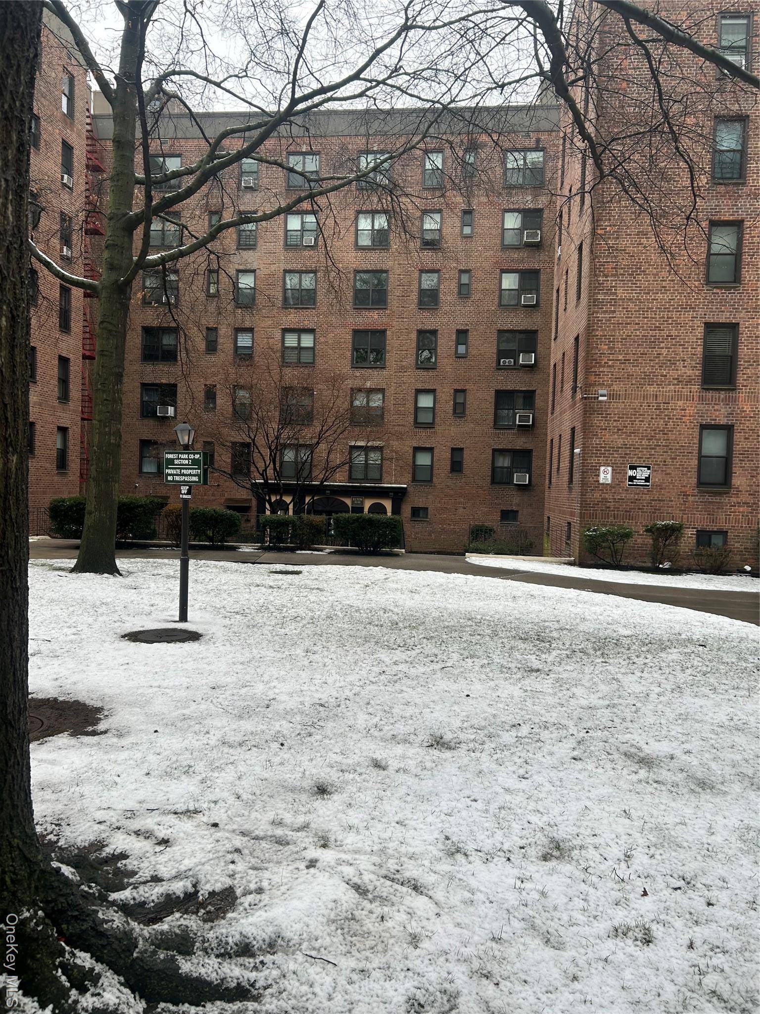 83-85 Woodhaven BLVD #3M, Woodhaven, NY 11421