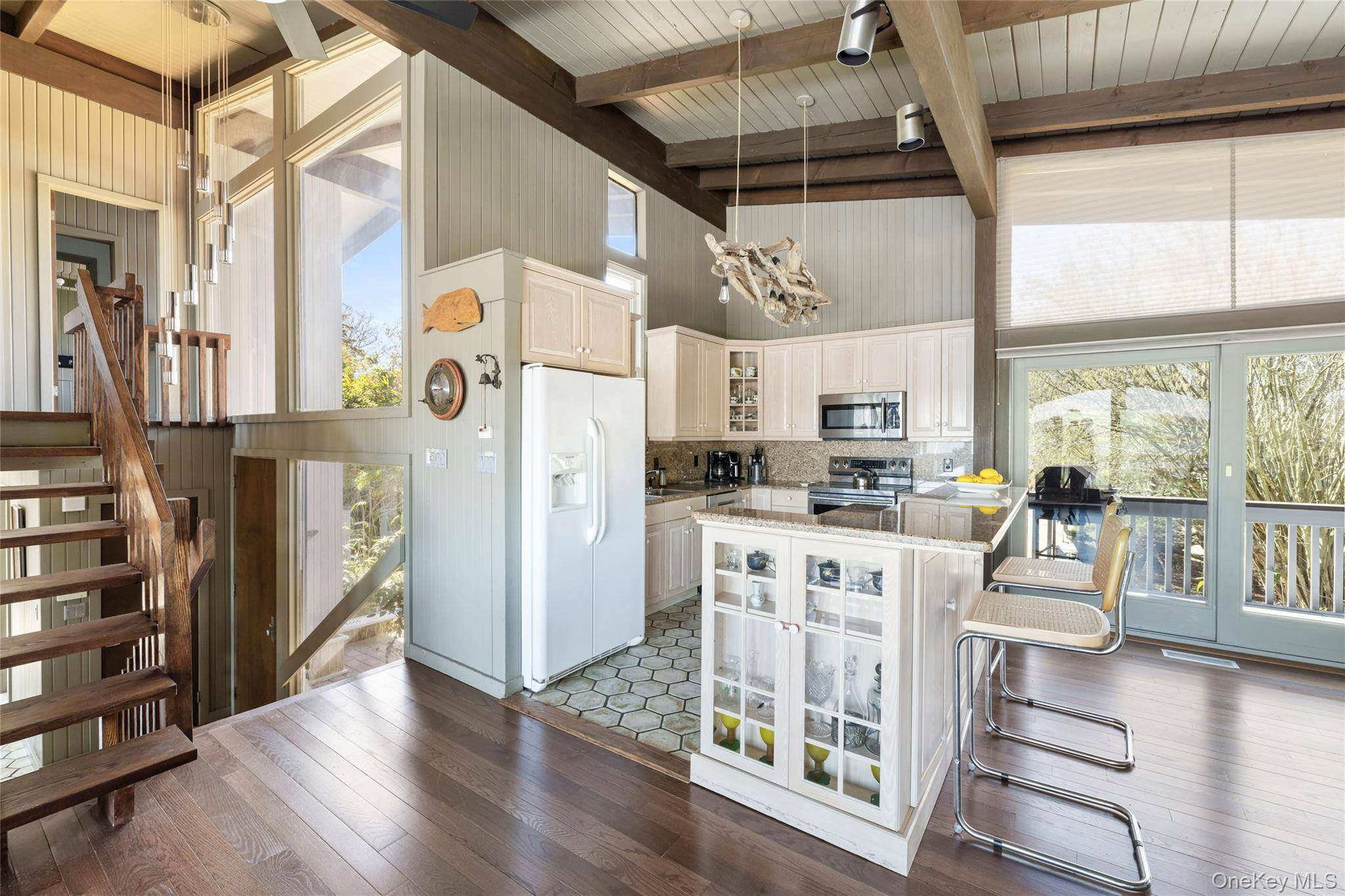 154 W Lake DR, Montauk, NY 11954