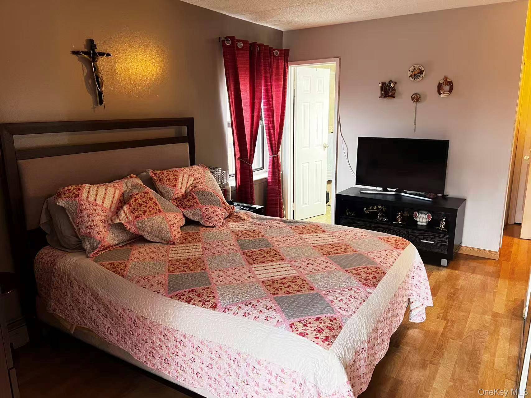 75-22 Parsons BLVD #D3, Fresh Meadows, NY 11366