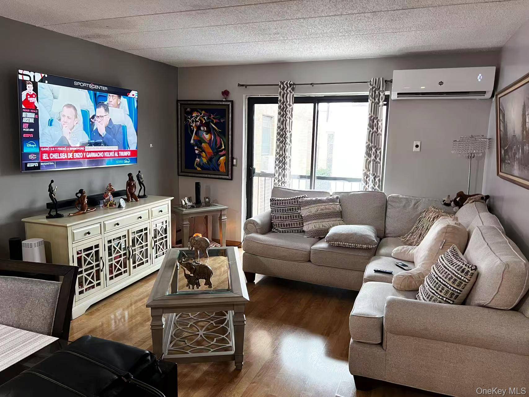 75-22 Parsons BLVD #D3, Fresh Meadows, NY 11366