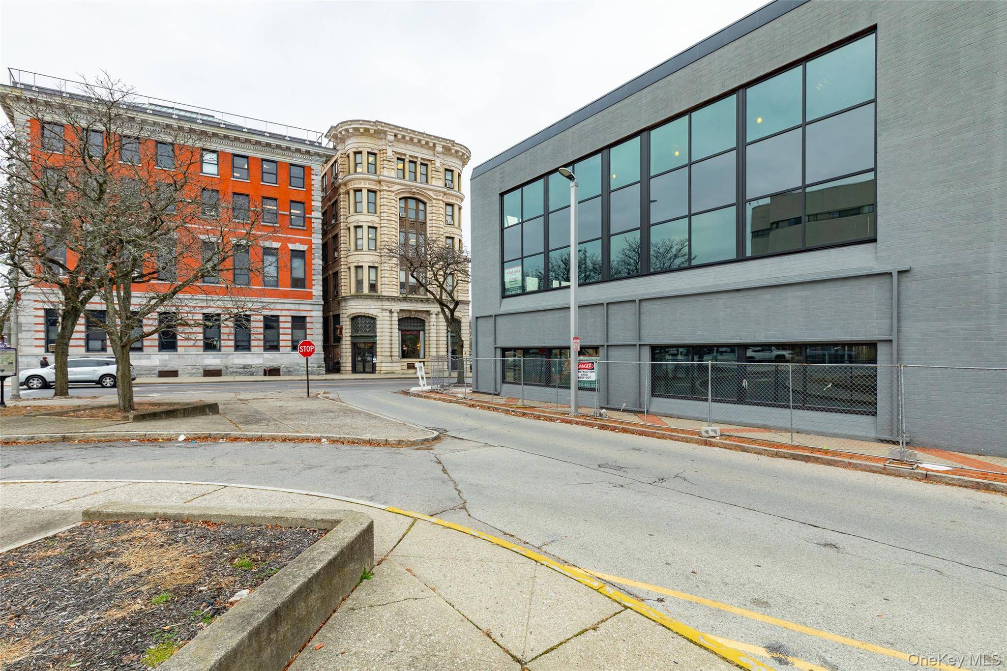 233-237 Main ST, Poughkeepsie, NY 12601