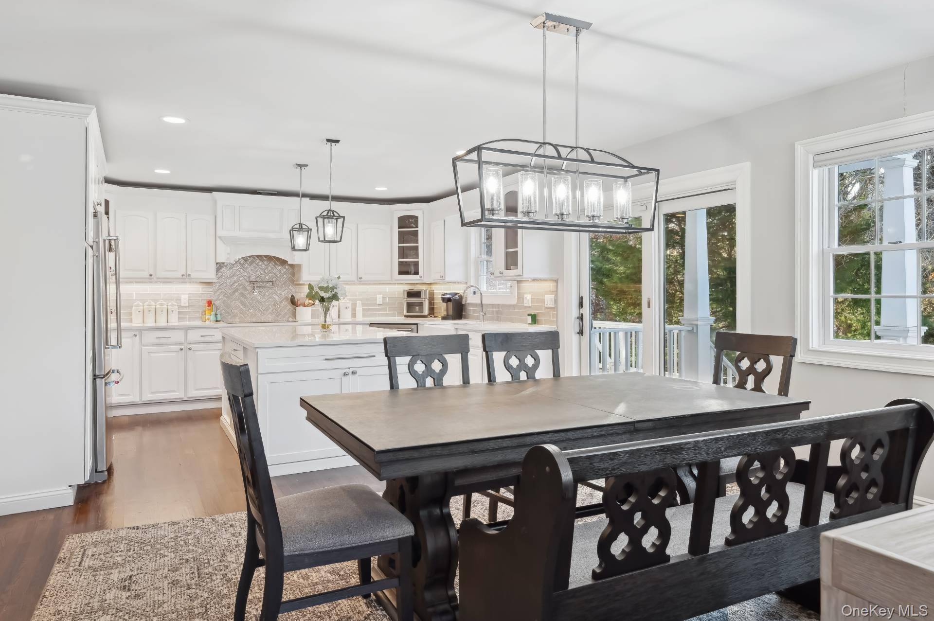 47 Bathing Beach RD, Southampton, NY 11968