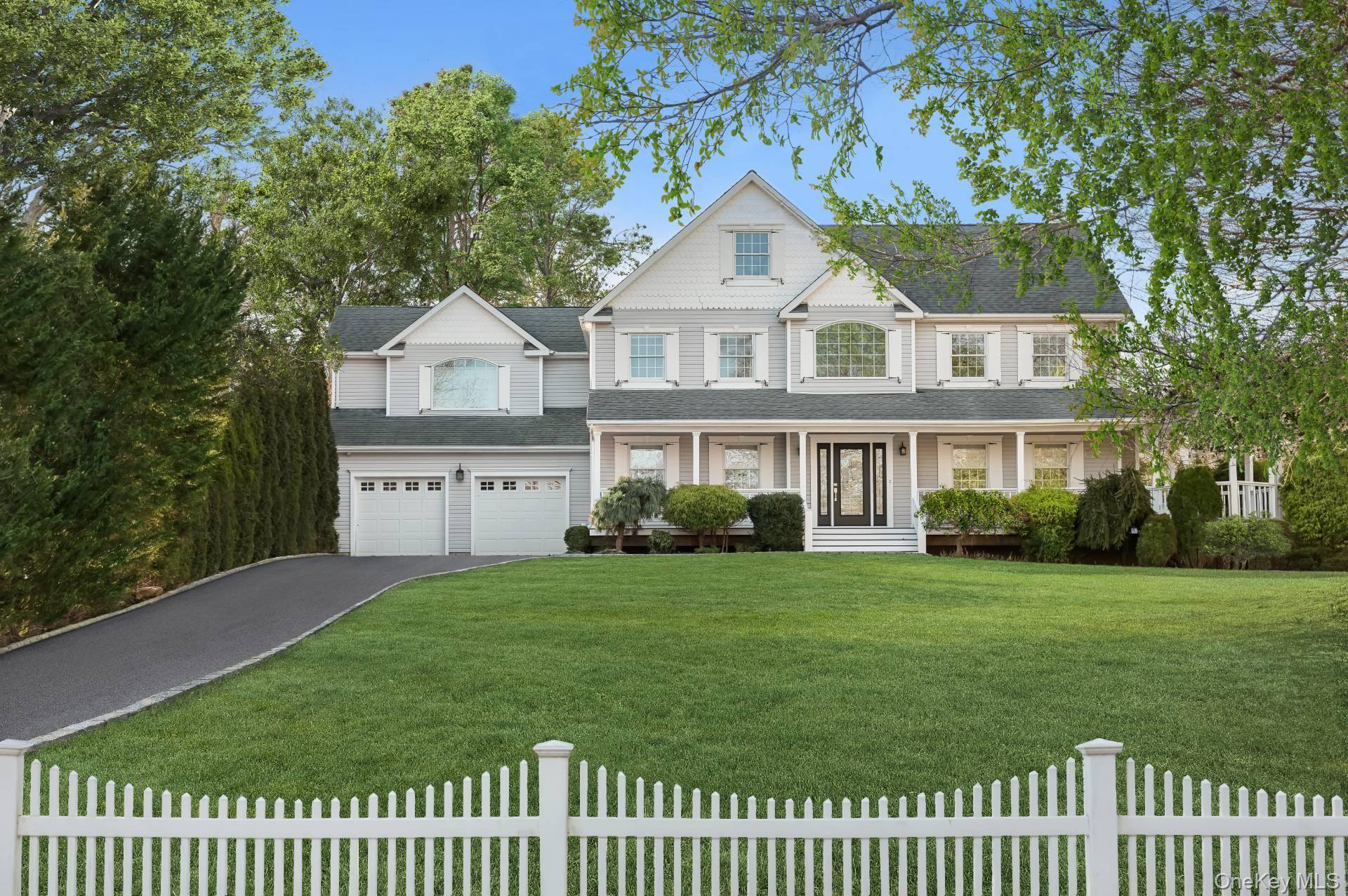 47 Bathing Beach RD, Southampton, NY 11968