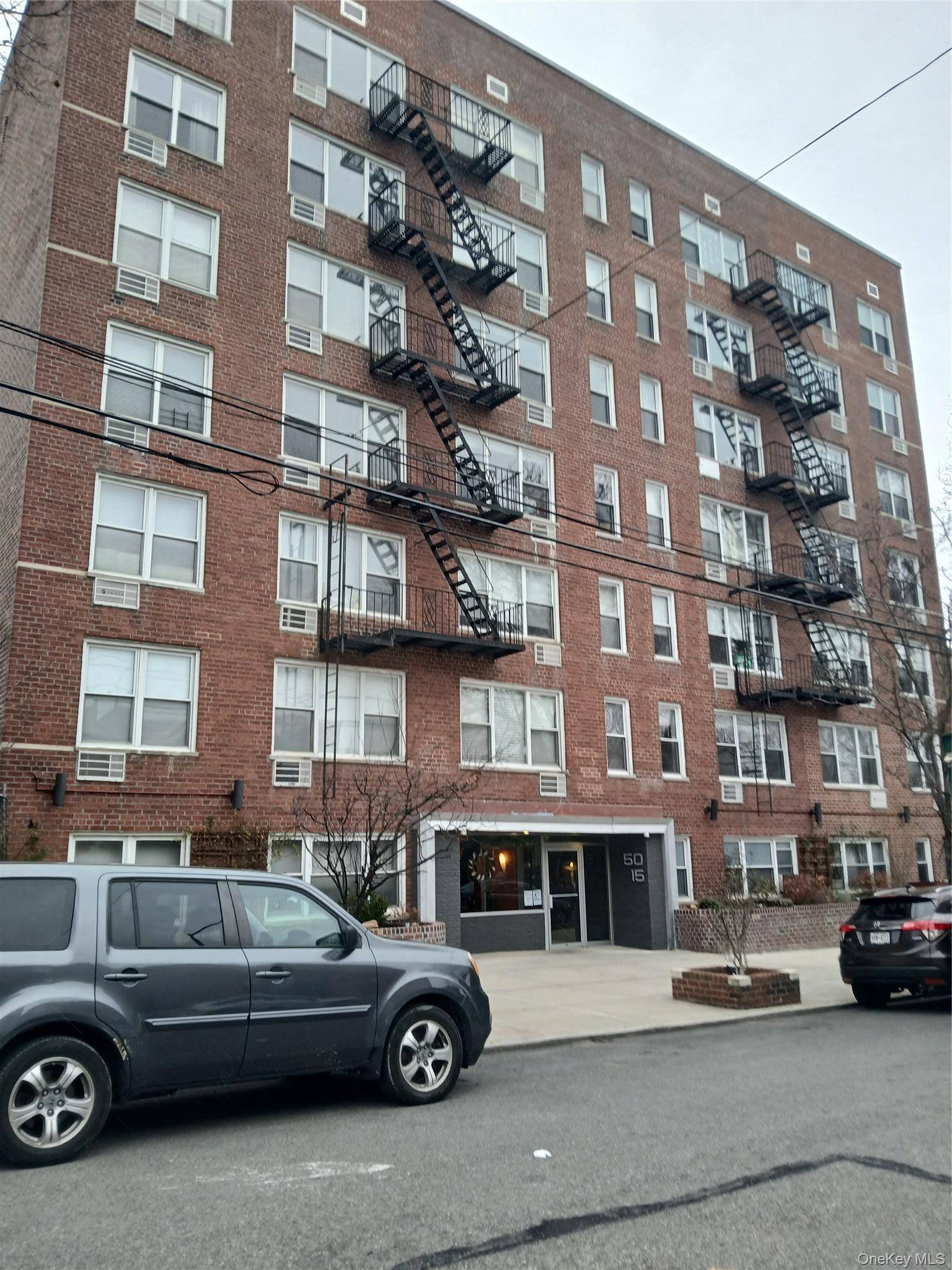 50-15 39th ST #1G, Sunnyside, NY 11104