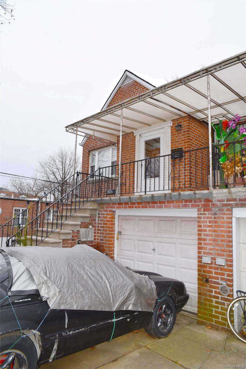 806 Waring AVE, Bronx, NY 10467