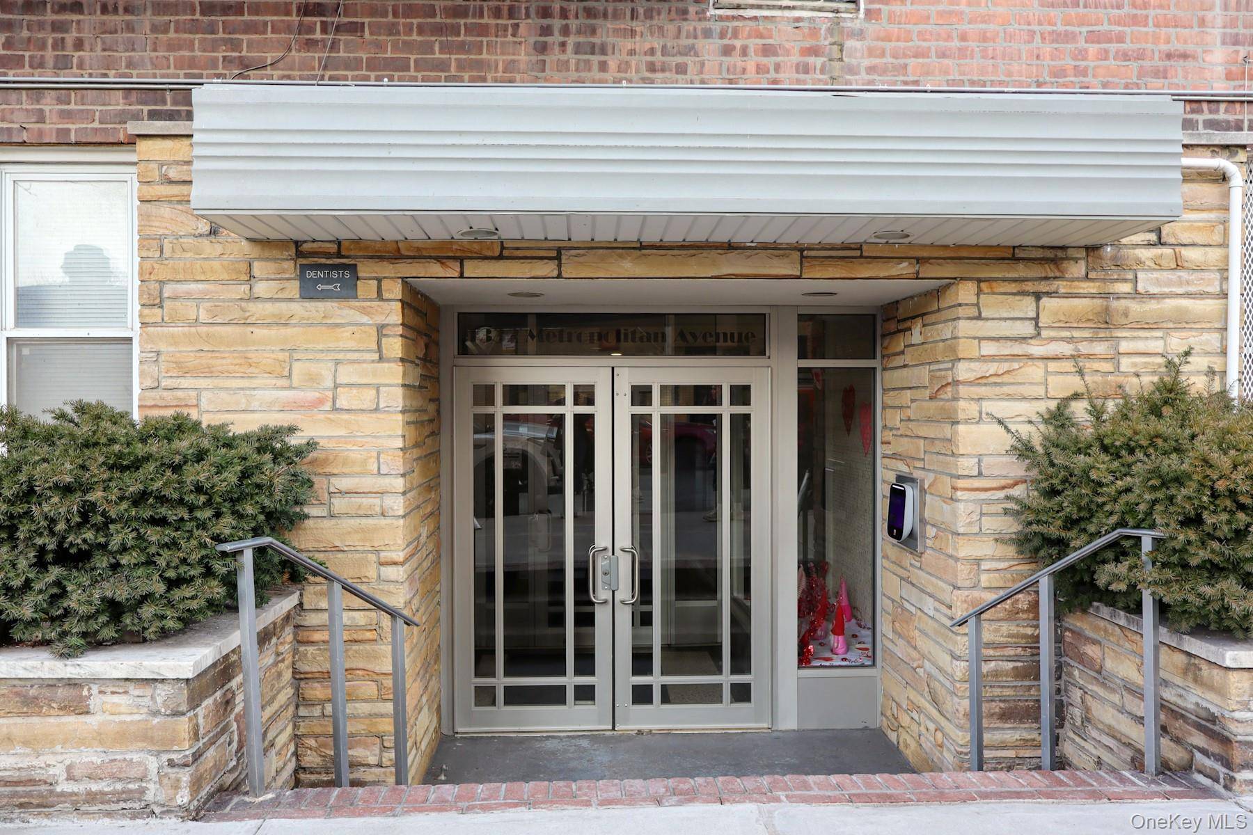 1332 Metropolitan AVE #5G, Bronx, NY 10462