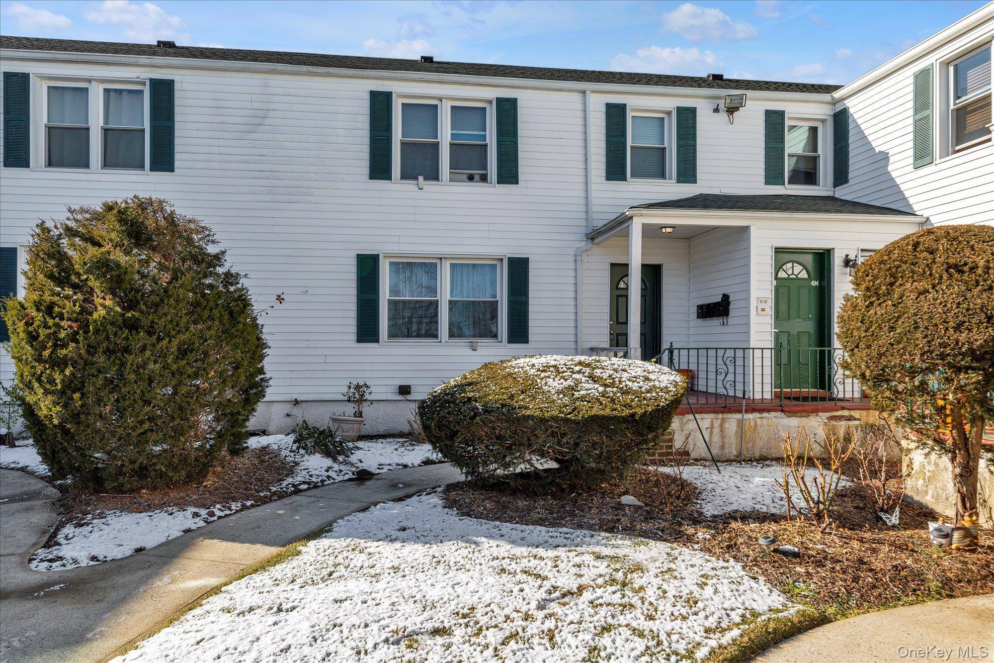 494 S Ocean AVE #1M, Freeport, NY 11520