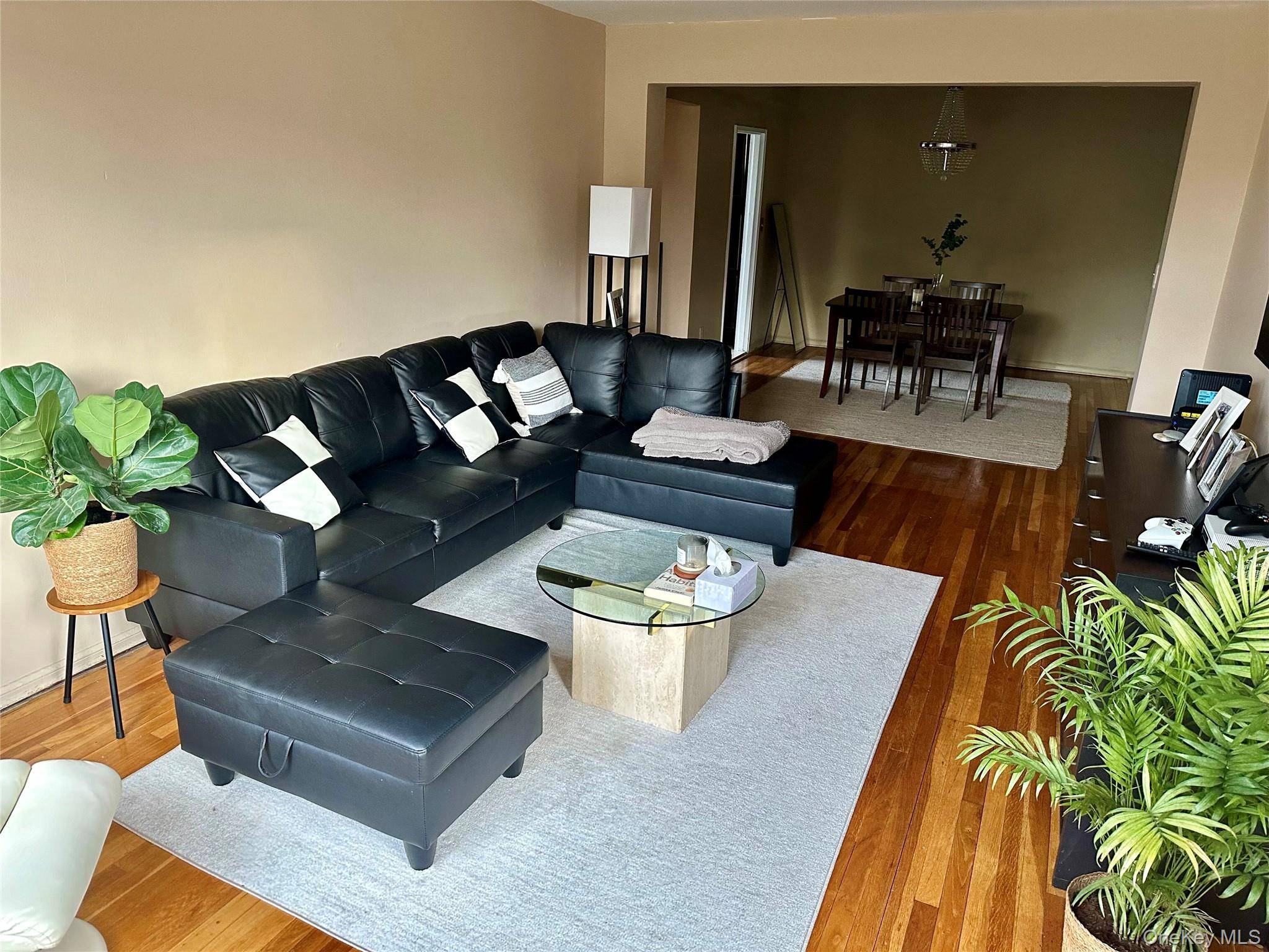 2 Windsor TER #4C, White Plains, NY 10601