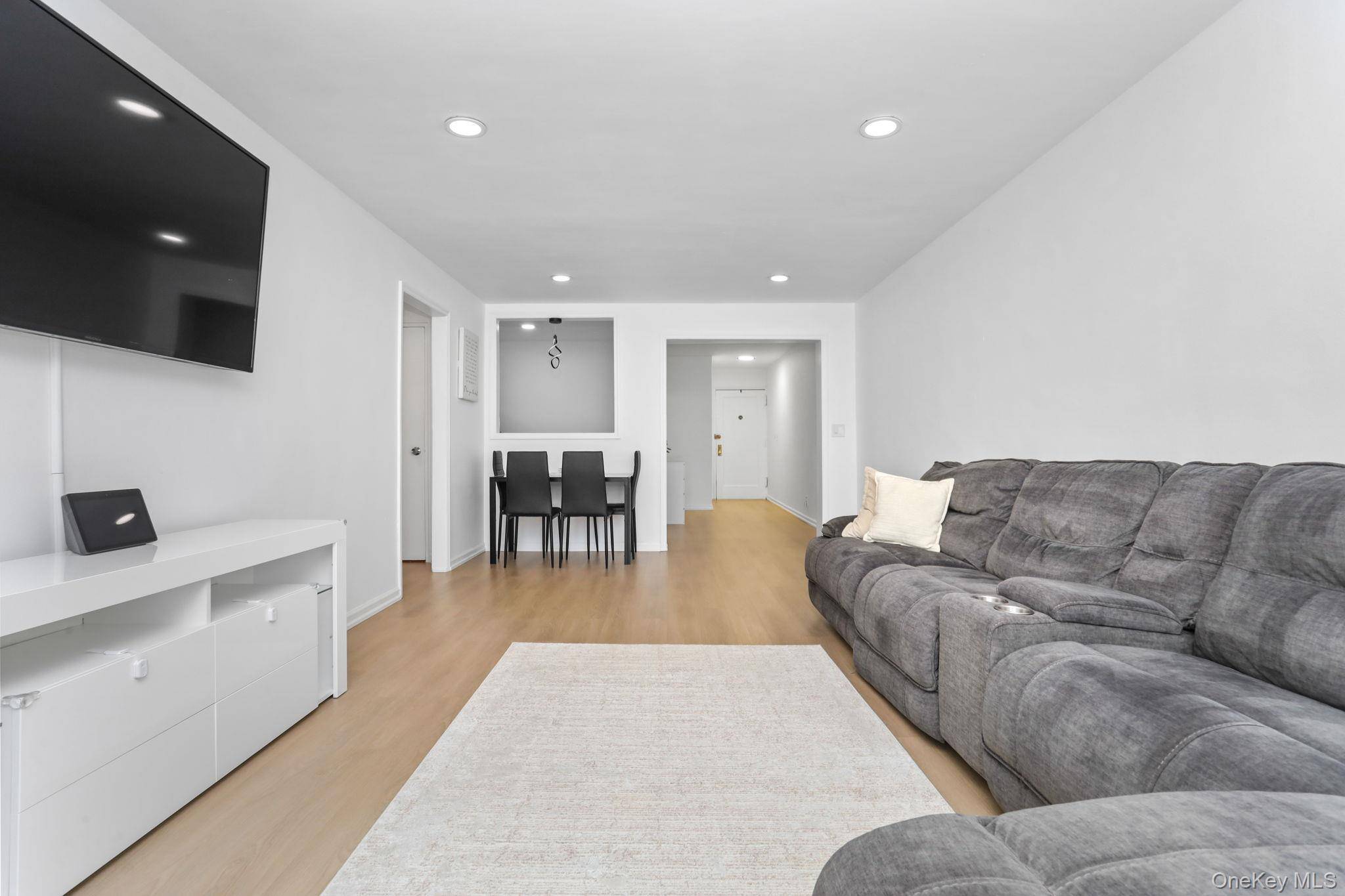 450 Pelham RD #1C, New Rochelle, NY 10805
