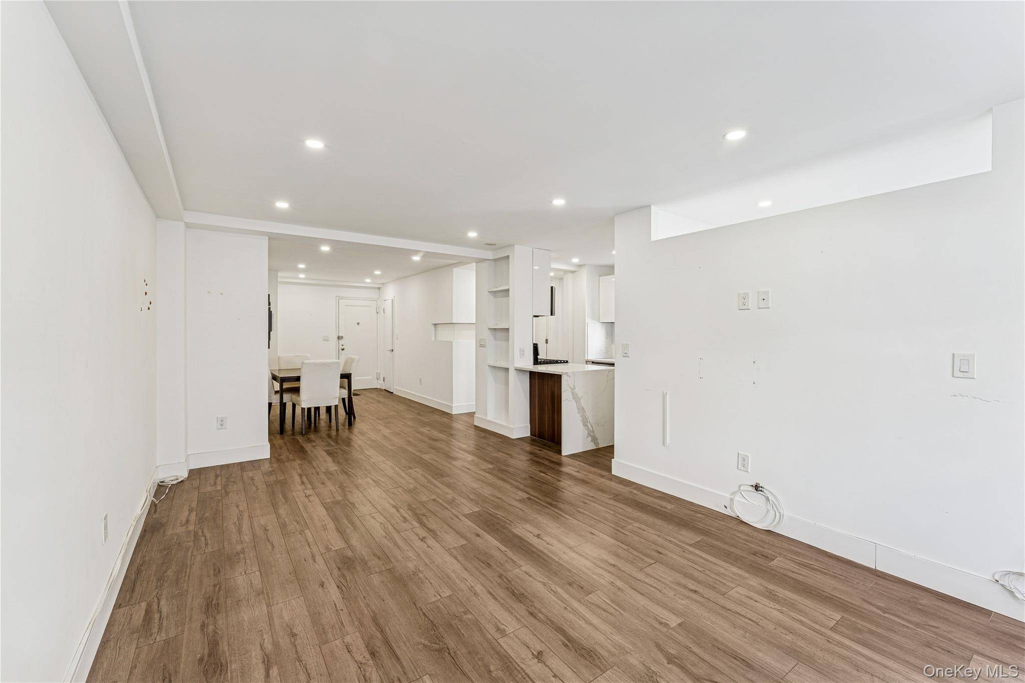 7136 110th ST #2F, Forest Hills, NY 11375