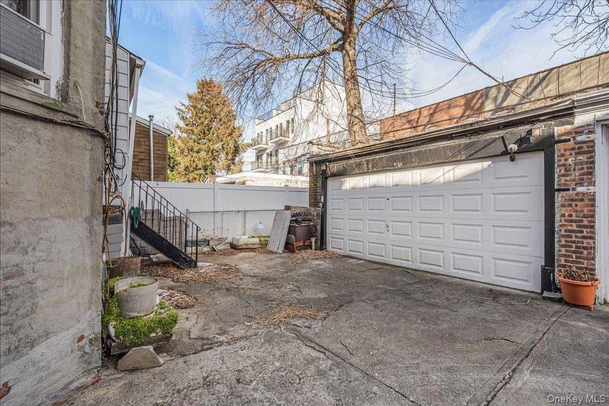 333 East 26 ST, Brooklyn, NY 11226
