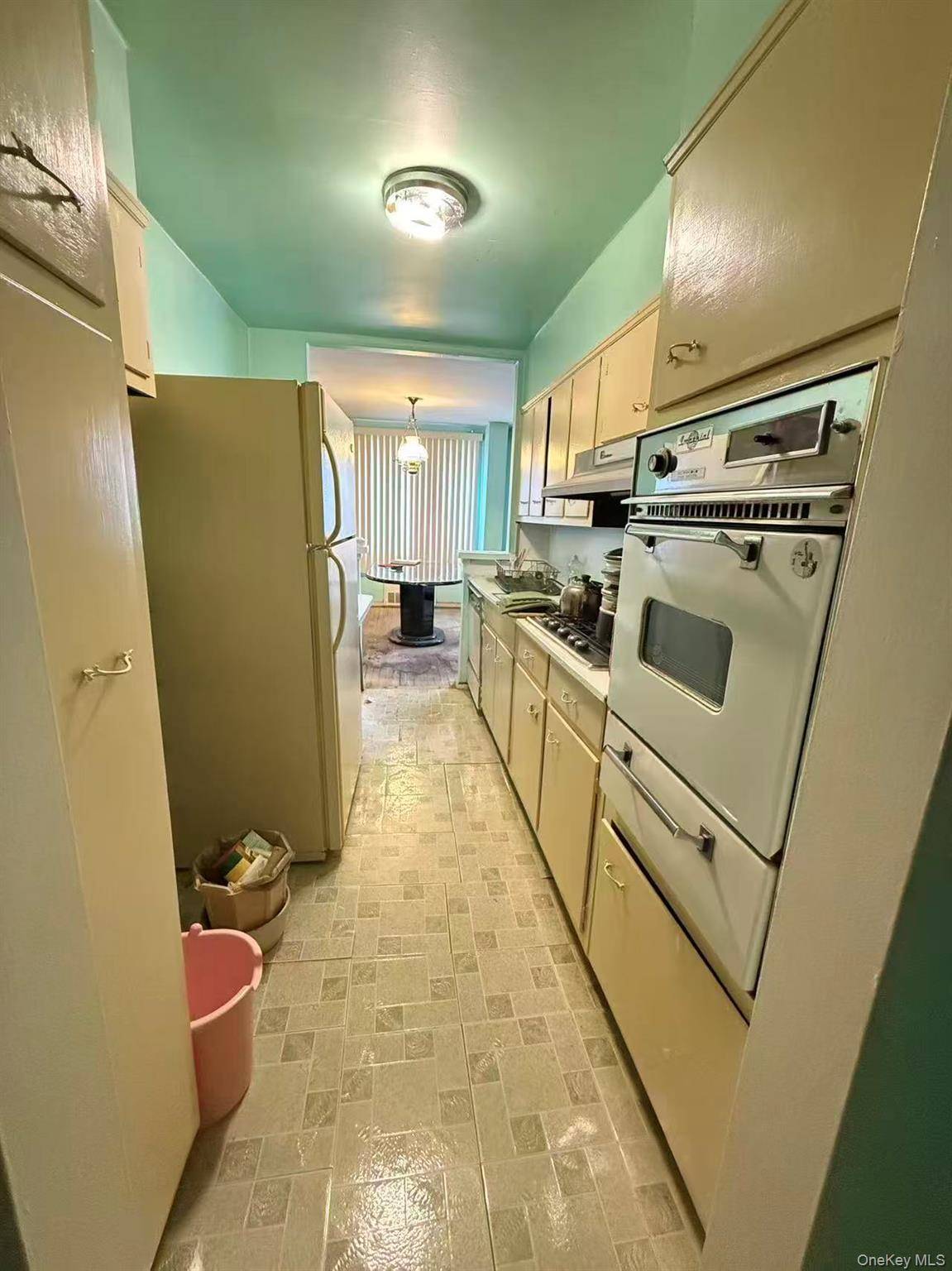 9230 56 AVE #6C, Elmhurst, NY 11373