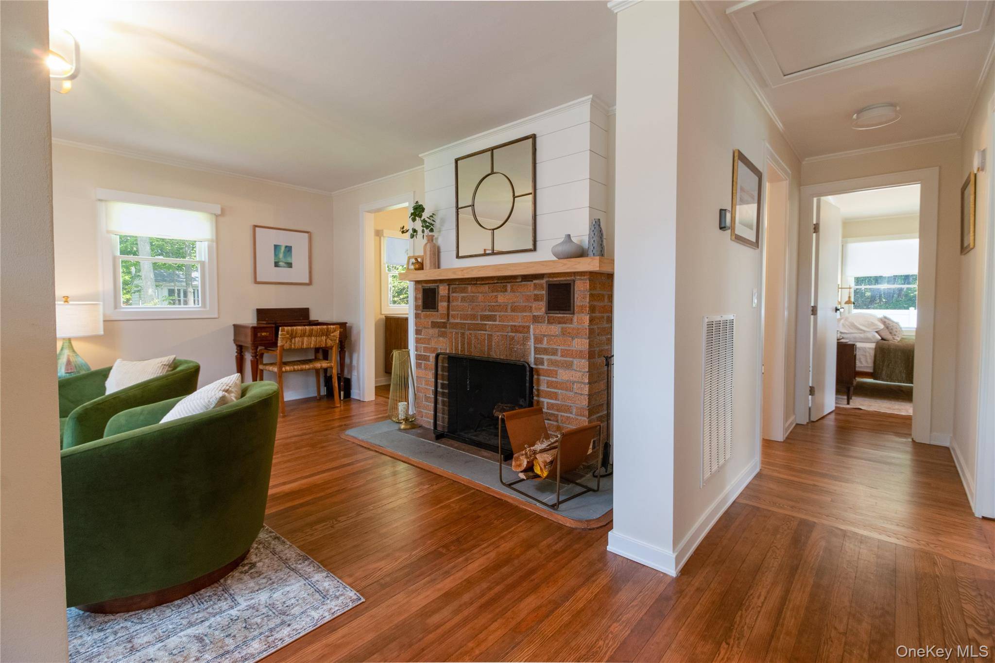 1850 Rocky Point RD, East Marion, NY 11939
