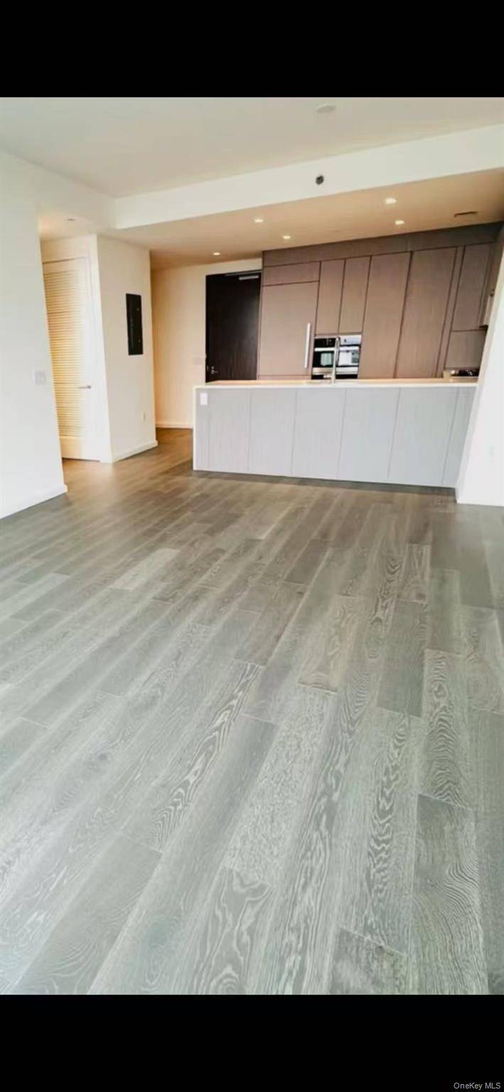 13336 37th AVE #6F, Flushing, NY 11354