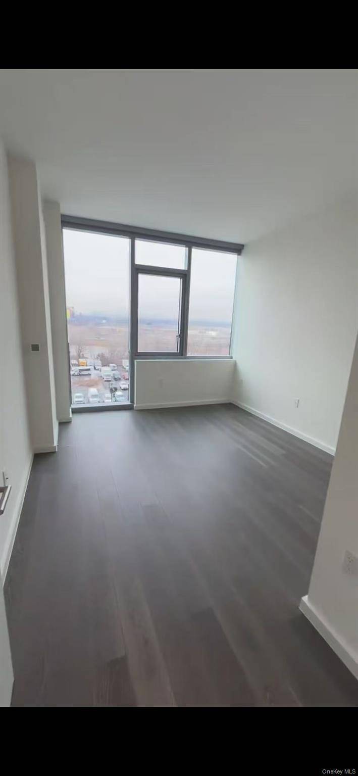 13336 37th AVE #6F, Flushing, NY 11354