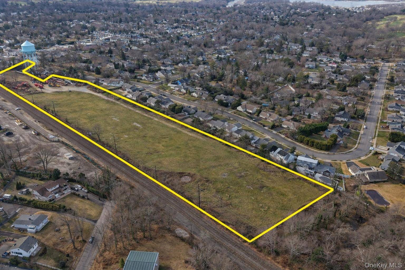 Address not disclosed, Glen Head, NY 11545