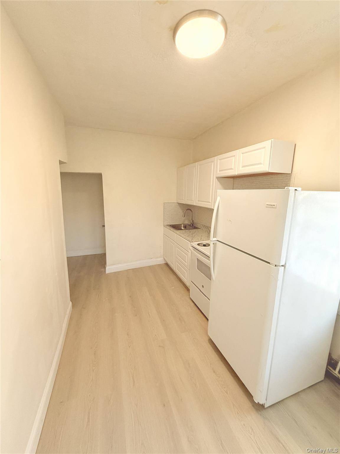 90-48 171 ST, Jamaica, NY 11432