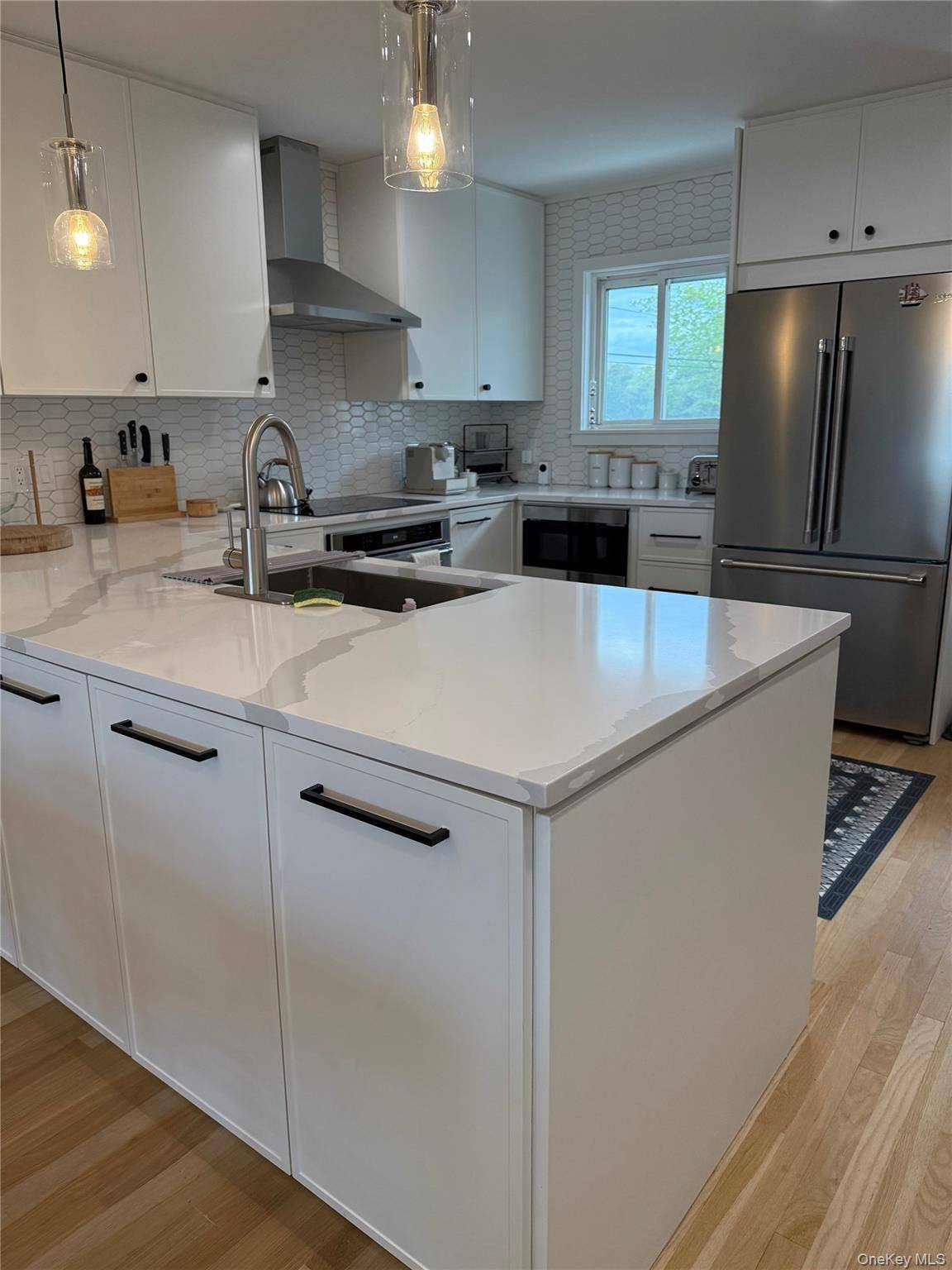 3041 Mitchell RD, Westhampton Beach, NY 11978