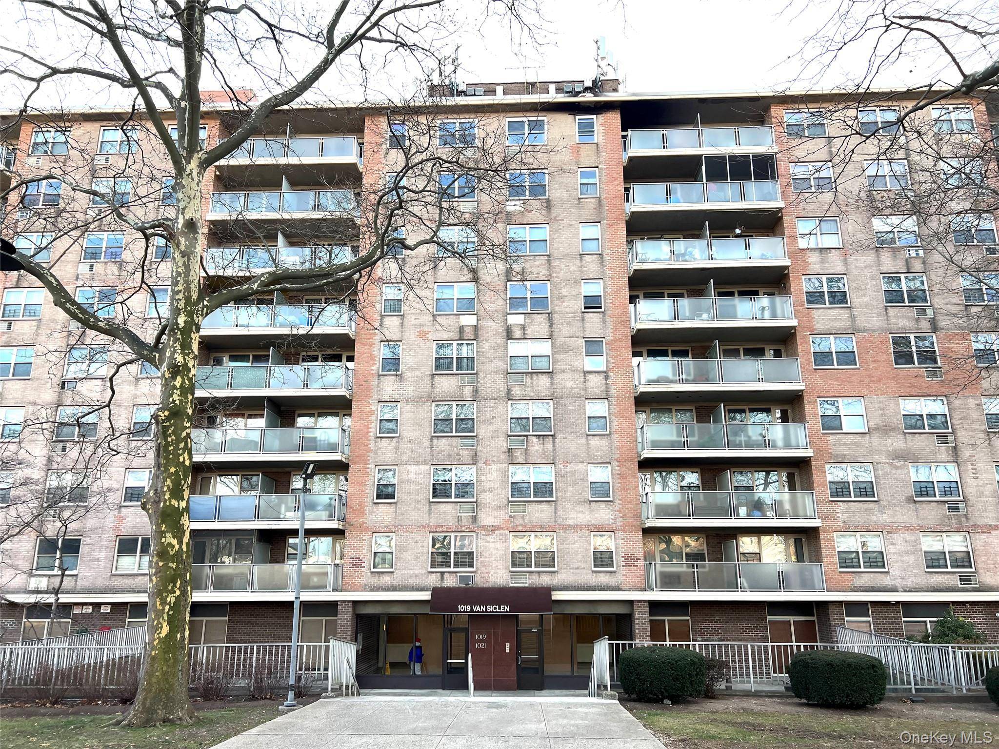 1019 Van Siclen AVE #5G, Brooklyn, NY 11207