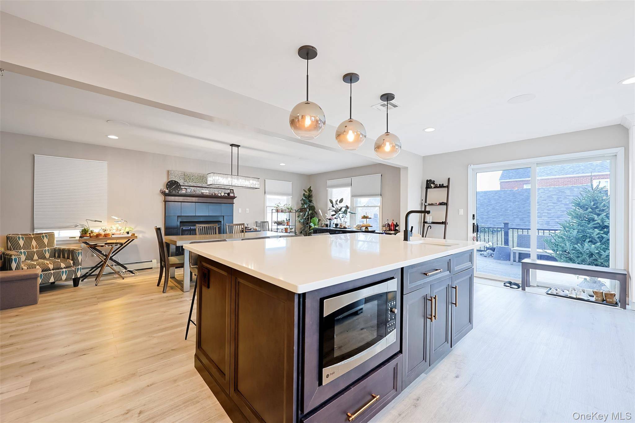 74 Bedford AVE, New Hyde Park, NY 11040