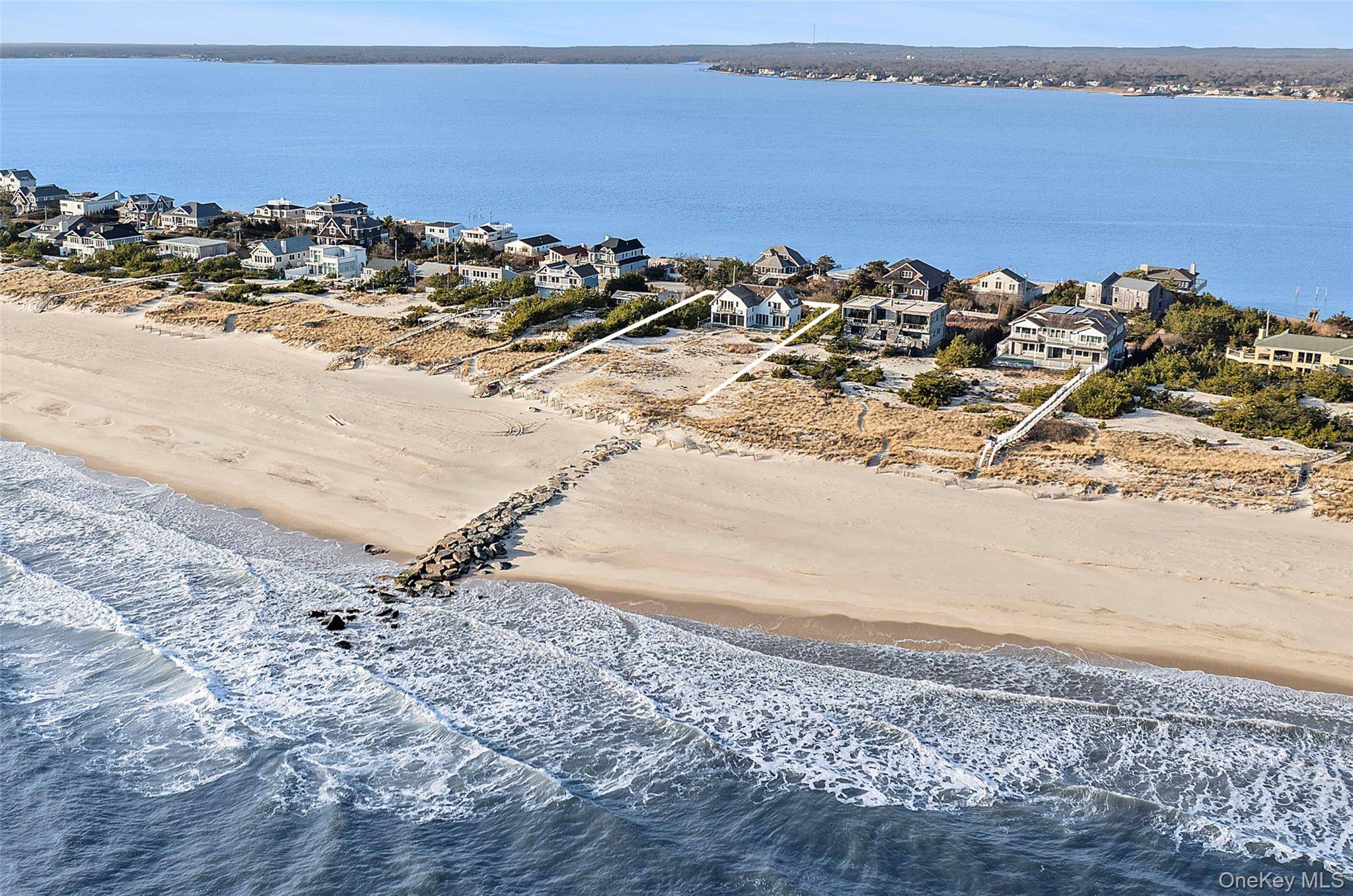 617 Dune RD, Westhampton, NY 11978