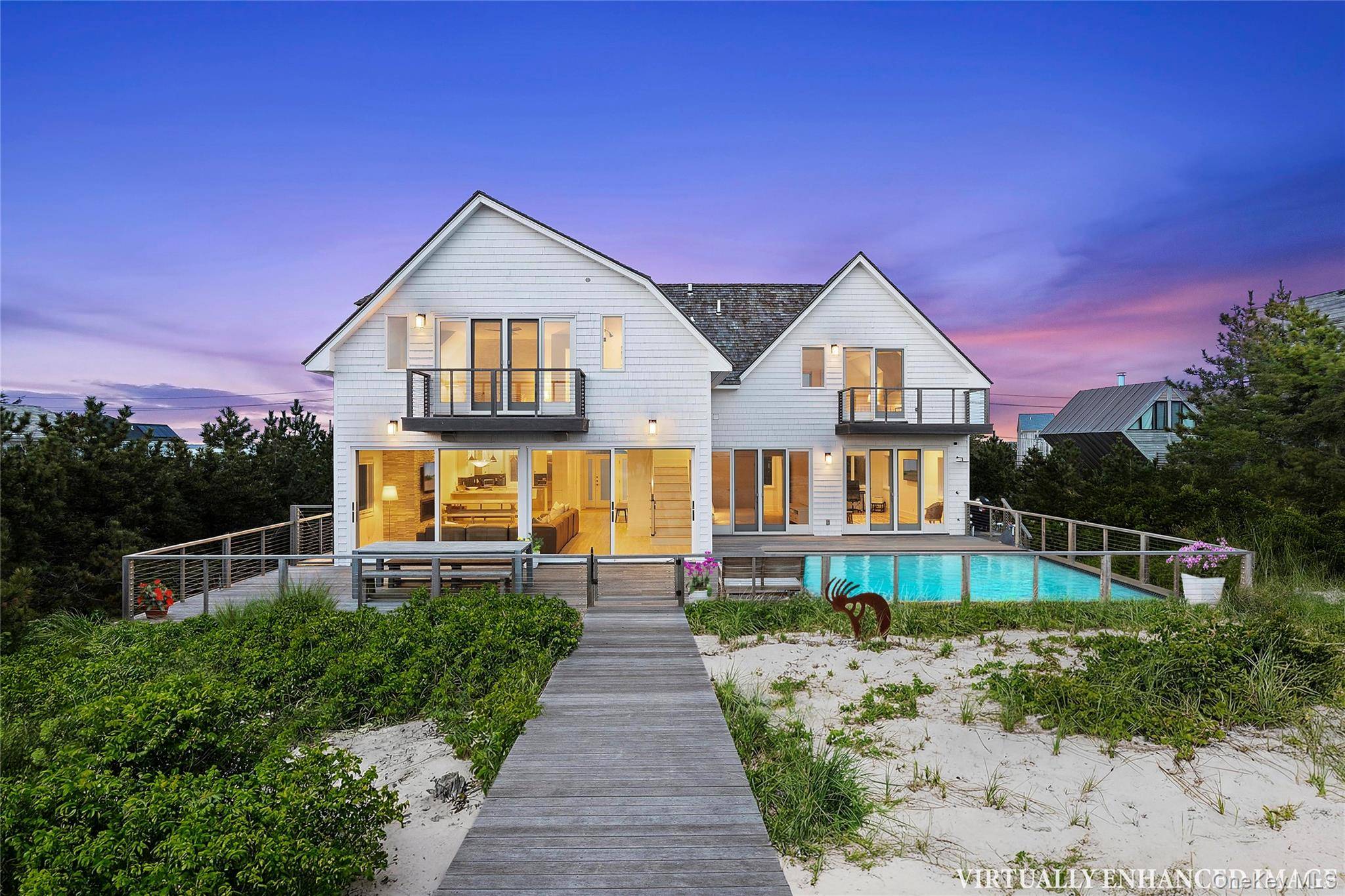 617 Dune RD, Westhampton, NY 11978