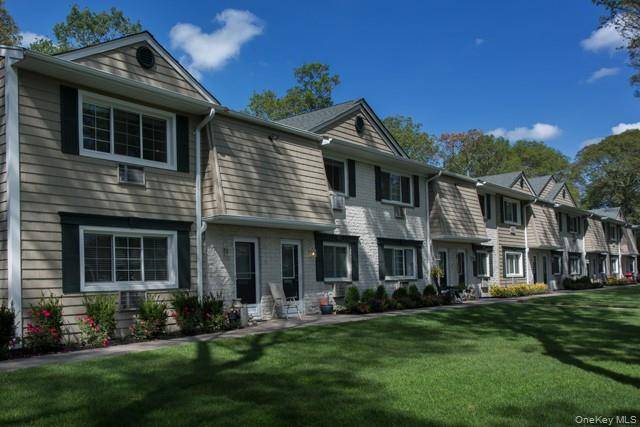 1 Aycock PL #0105B, Coram, NY 11727